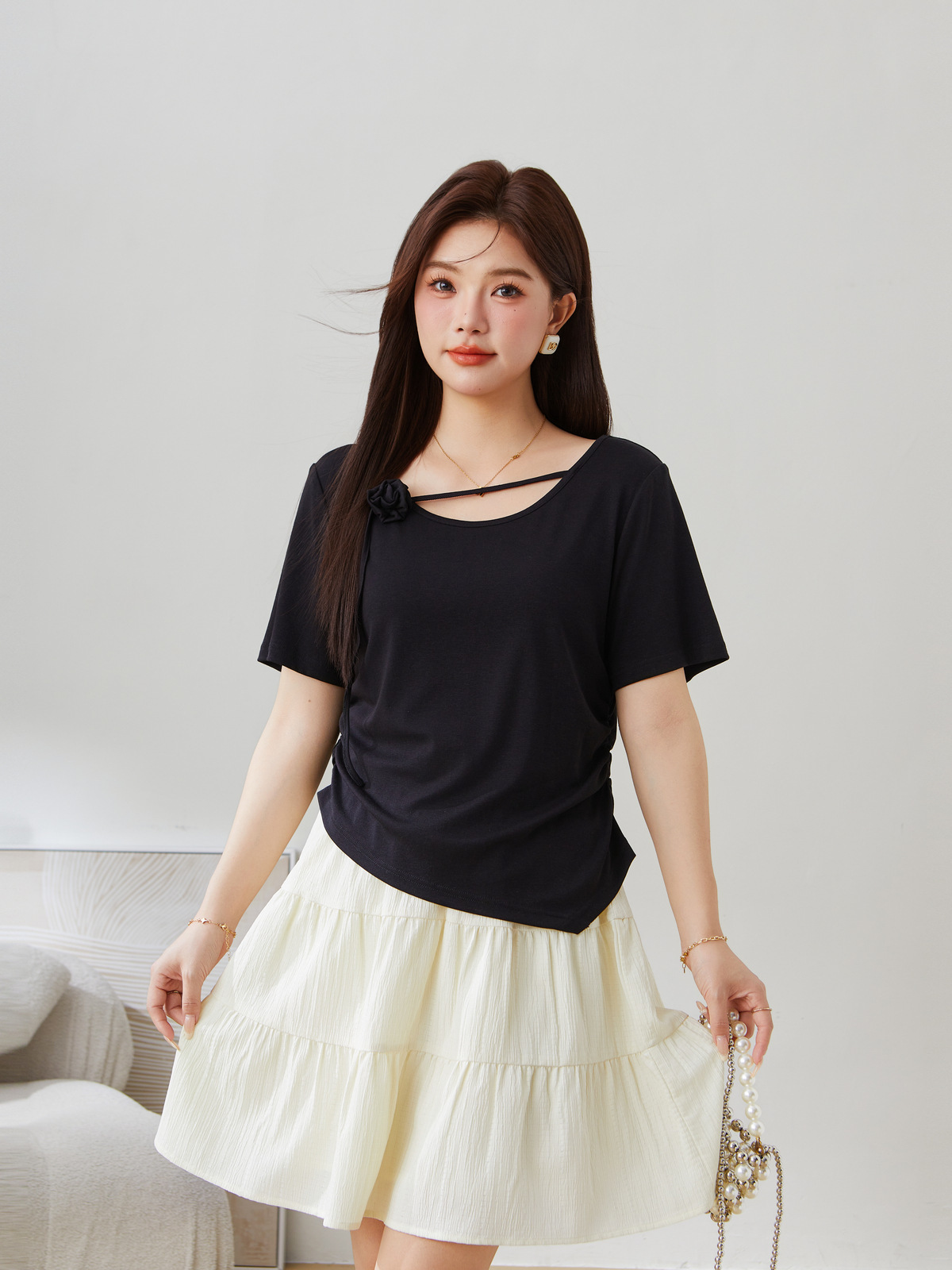 Rose Decorated Waist Slimming Top EXZ5287