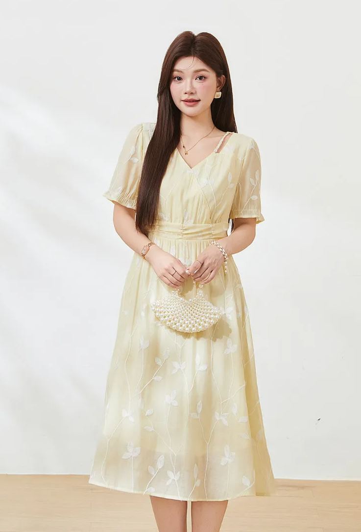 Plus Size V Neck Waist Tie Beach Vacation Dress Summer New Arrival FXQ7207