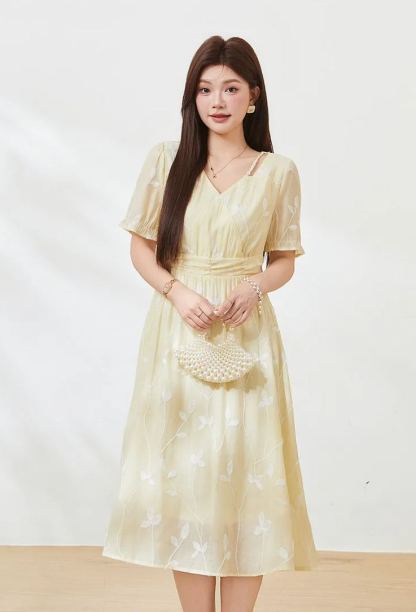 Plus Size V Neck Waist Tie Beach Vacation Dress Summer New Arrival FXQ7207