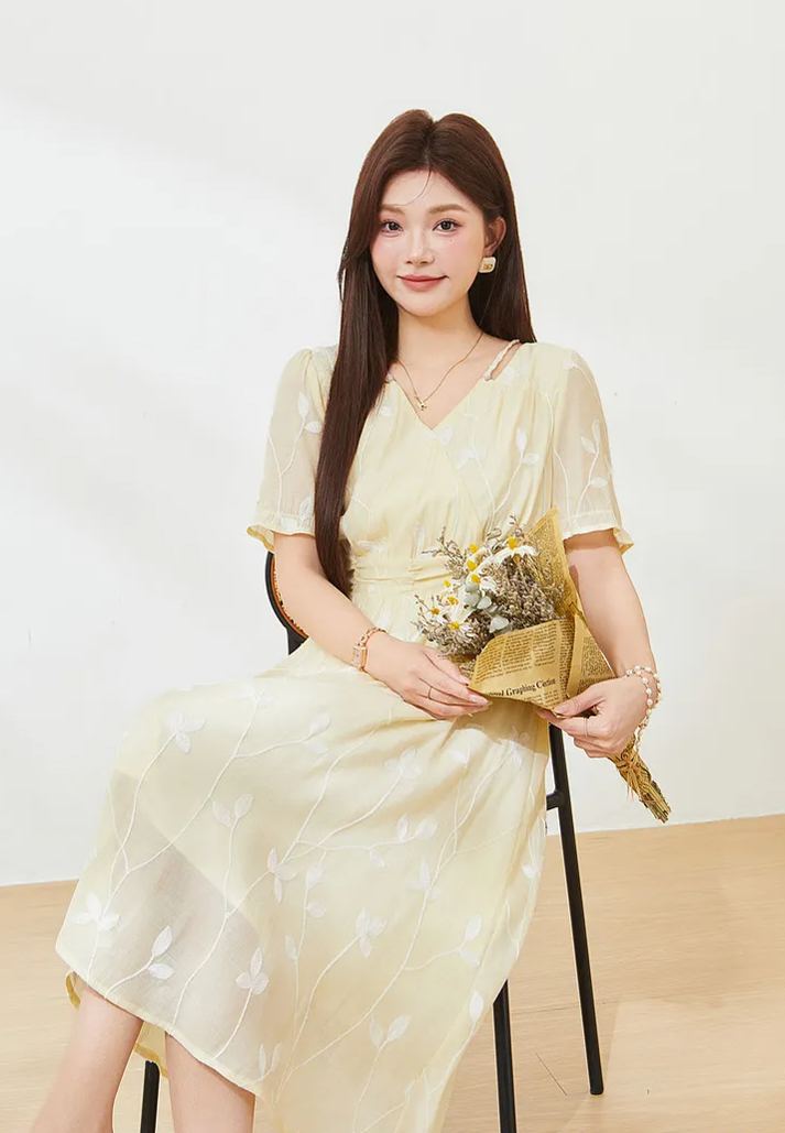 Plus Size V Neck Waist Tie Beach Vacation Dress Summer New Arrival FXQ7207