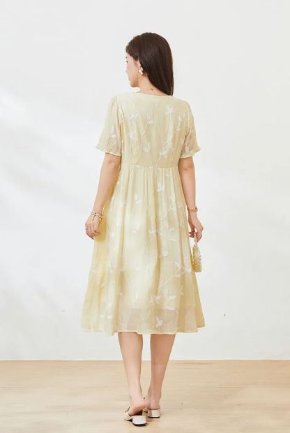 Plus Size V Neck Waist Tie Beach Vacation Dress Summer New Arrival FXQ7207