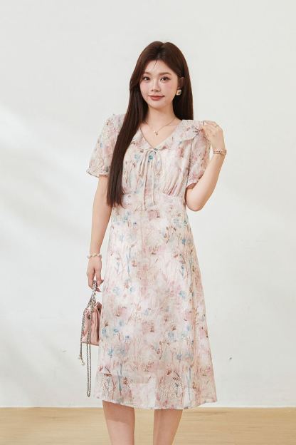 Plus Size V Neck Floral Waist Cinched Slimming Dress FXQ7530