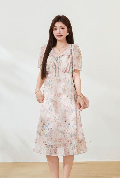 Plus Size V Neck Floral Waist Cinched Slimming Dress FXQ7530