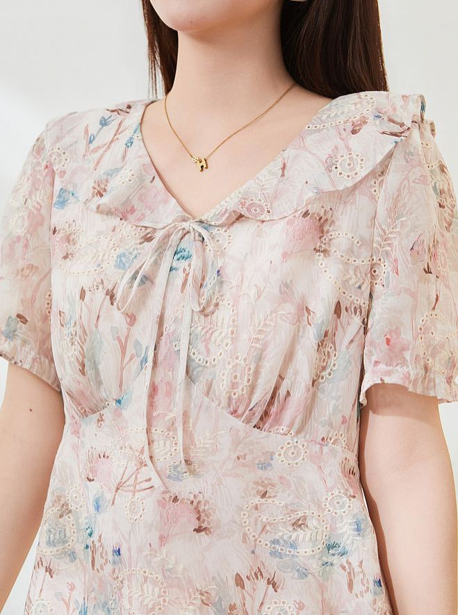 Plus Size V Neck Floral Waist Cinched Slimming Dress FXQ7530