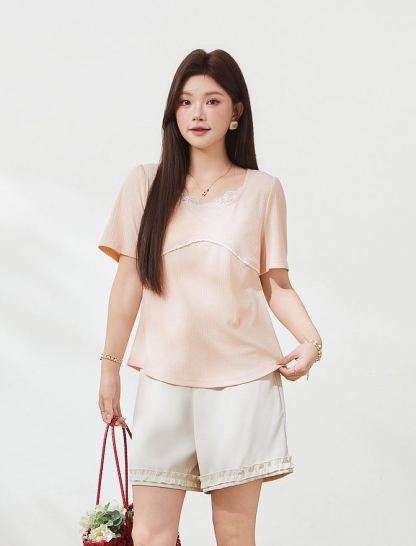 Plus Size Square Neck Knit T-shirt Top for Curvy Women FXZ7172
