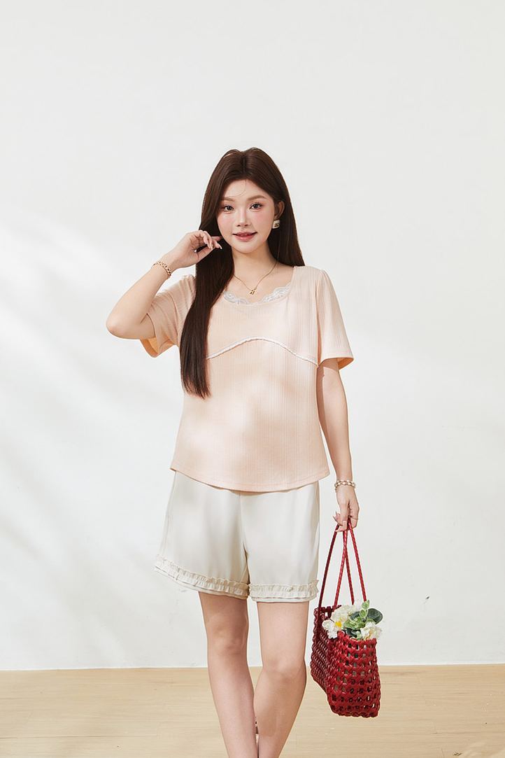 Plus Size Square Neck Knit T-shirt Top for Curvy Women FXZ7172