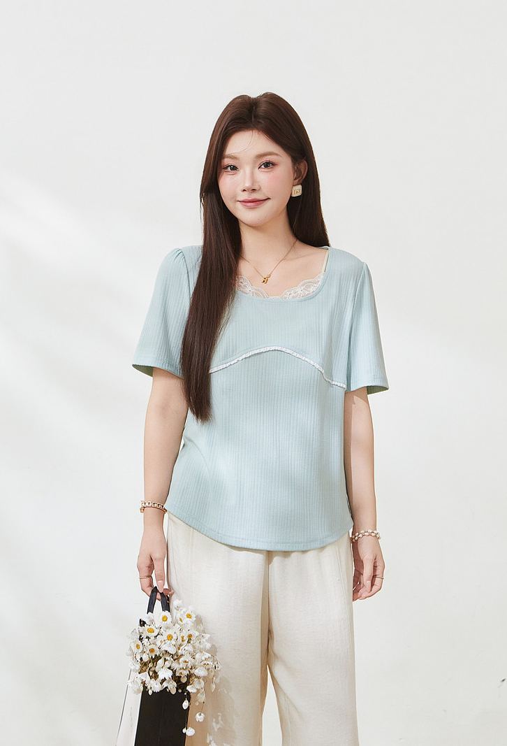 Plus Size Square Neck Knit T-shirt Top for Curvy Women FXZ7172