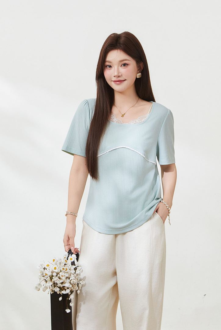 Plus Size Square Neck Knit T-shirt Top for Curvy Women FXZ7172