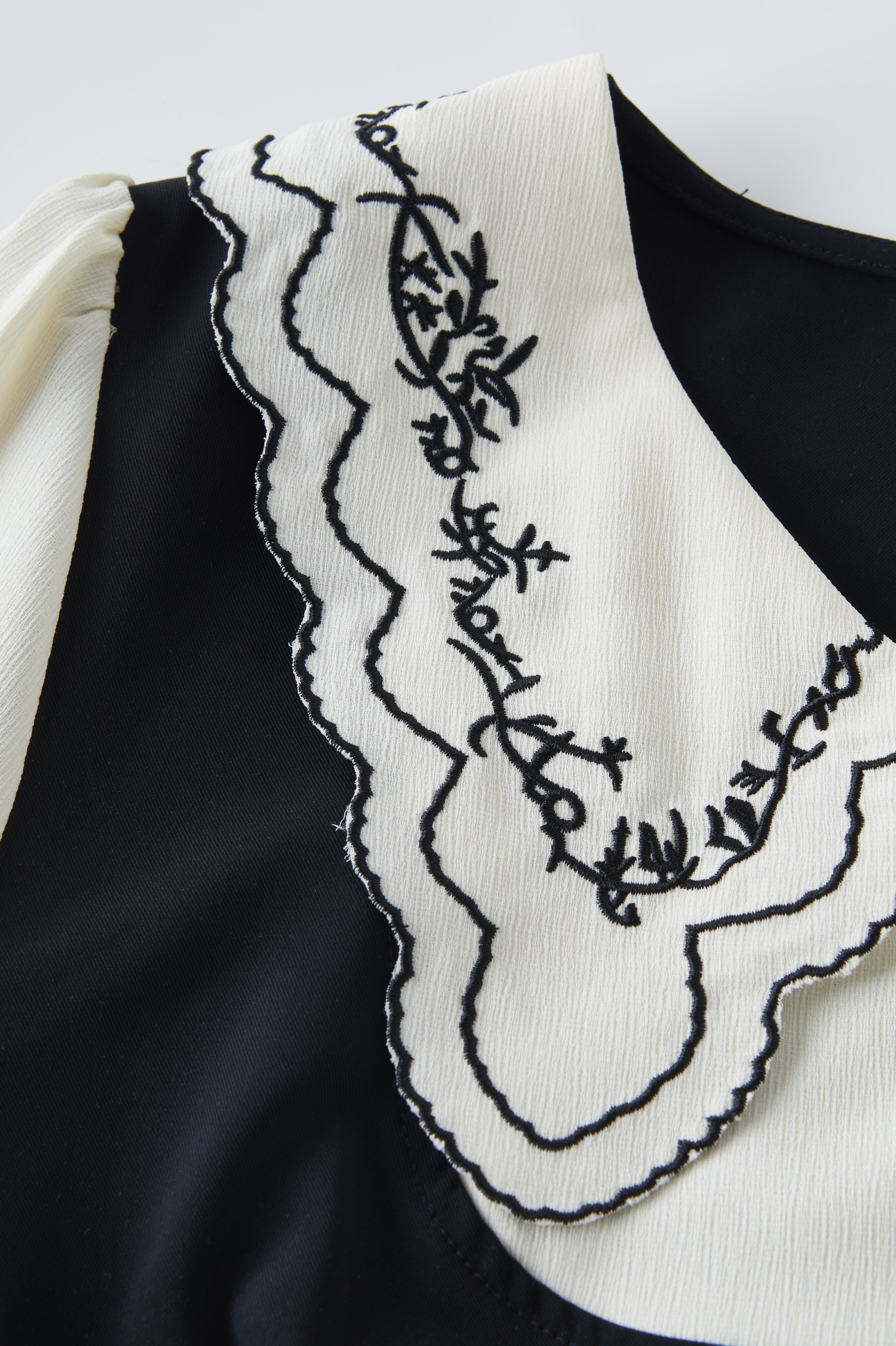 Doll Collar Patchwork Fake Two-Piece Dress DXQ1929