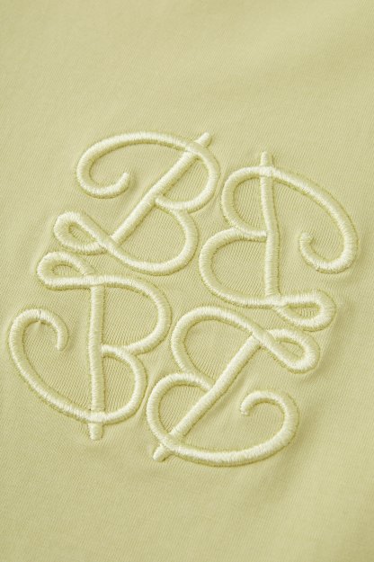 3D Embroidered Side Slit T-Shirt DXZ1361