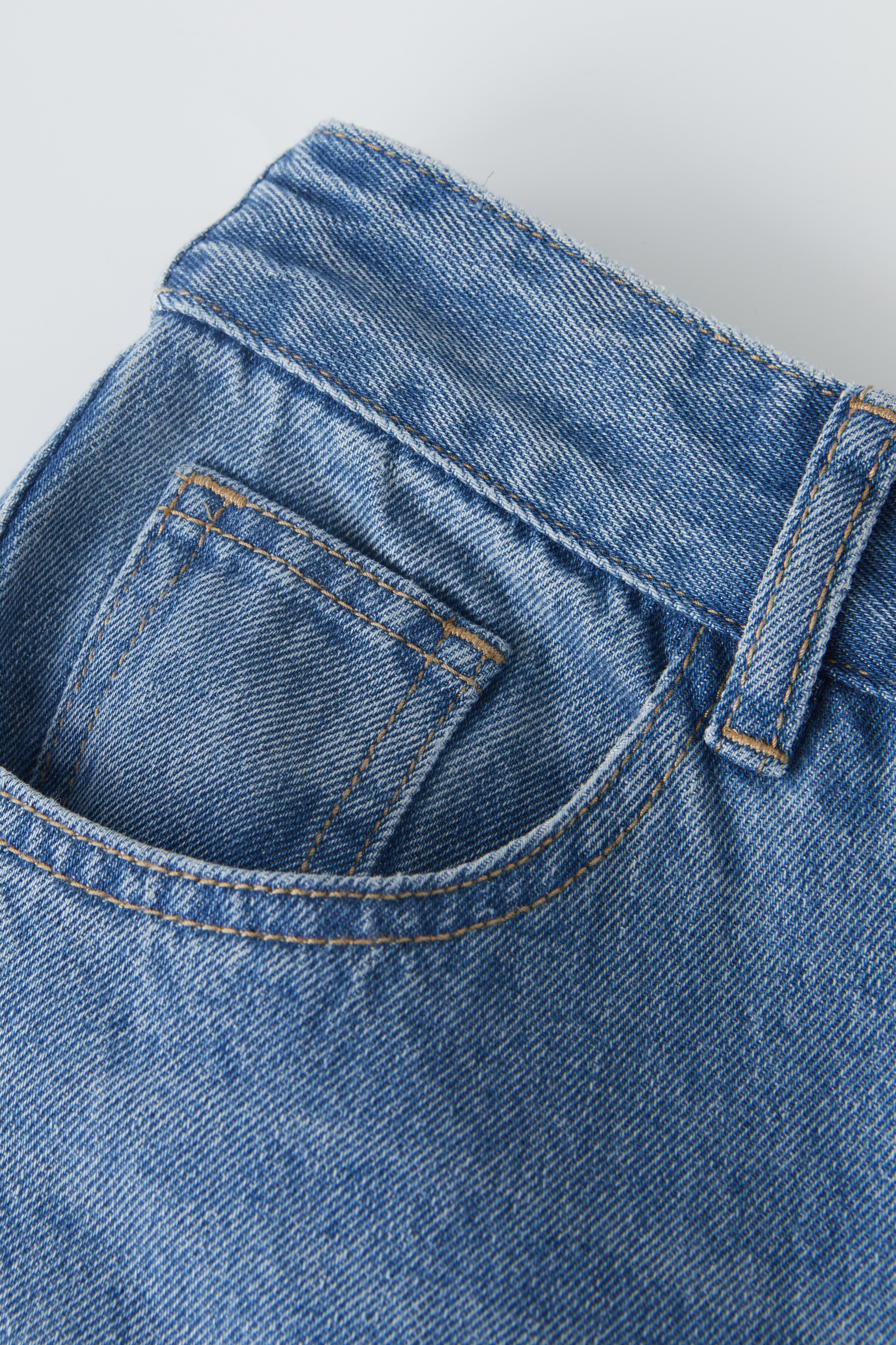 High Waist Slimming Cuffed Jeans EXK5002