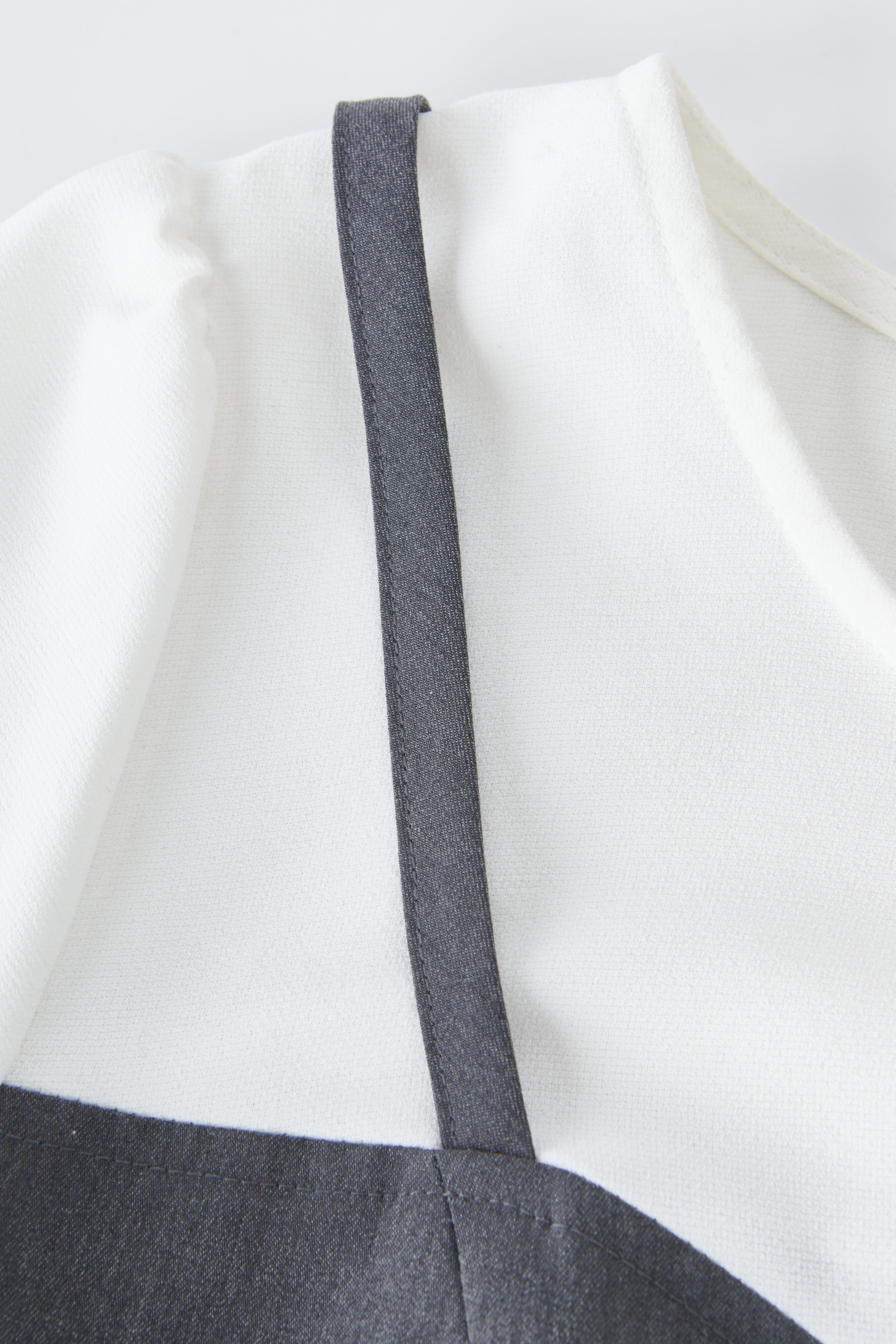 Fake Two-Piece Embroidered Camisole Dress EXQ5039