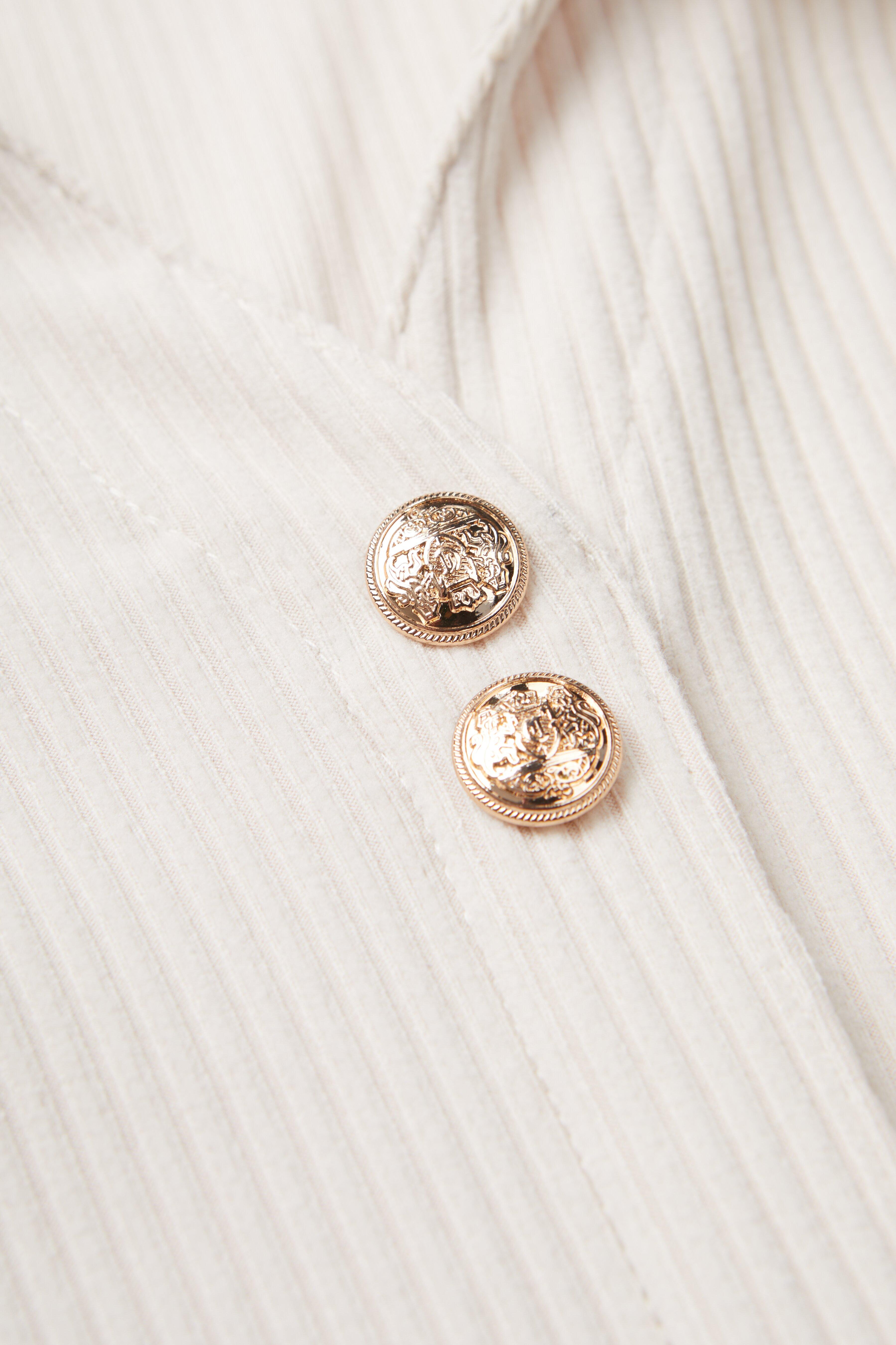 Turn-down Collar Ribbed Top EDZ5608