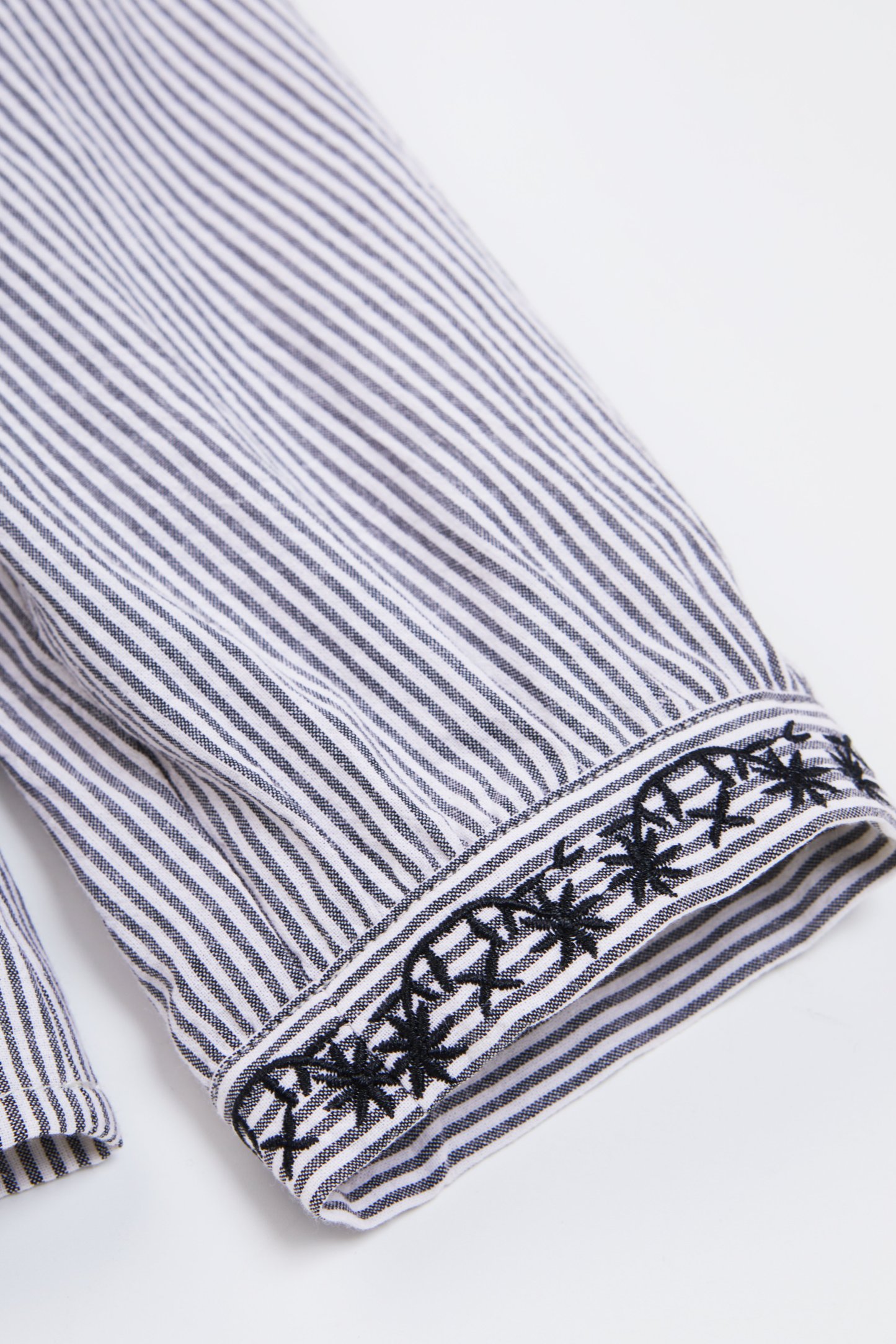 Embroidered Elegant Blouse EDA5712