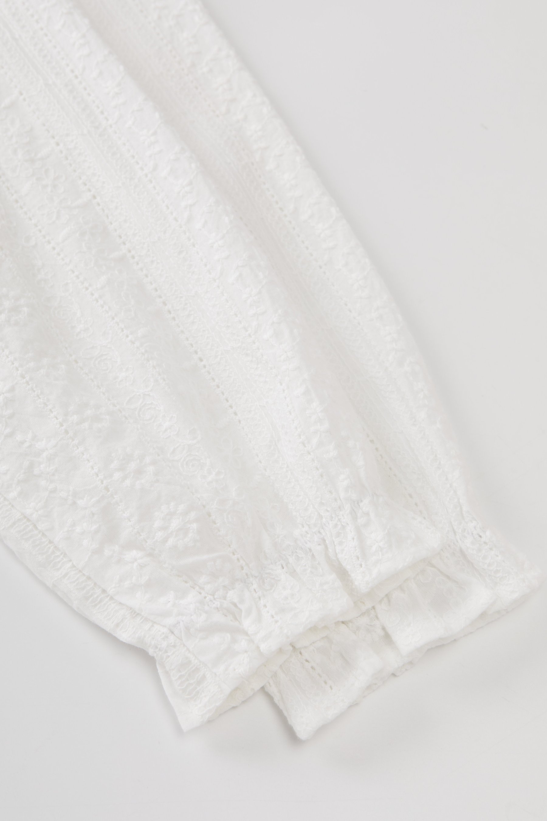 Lace Patchwork Heavy Embroidery Blouse EDA5865