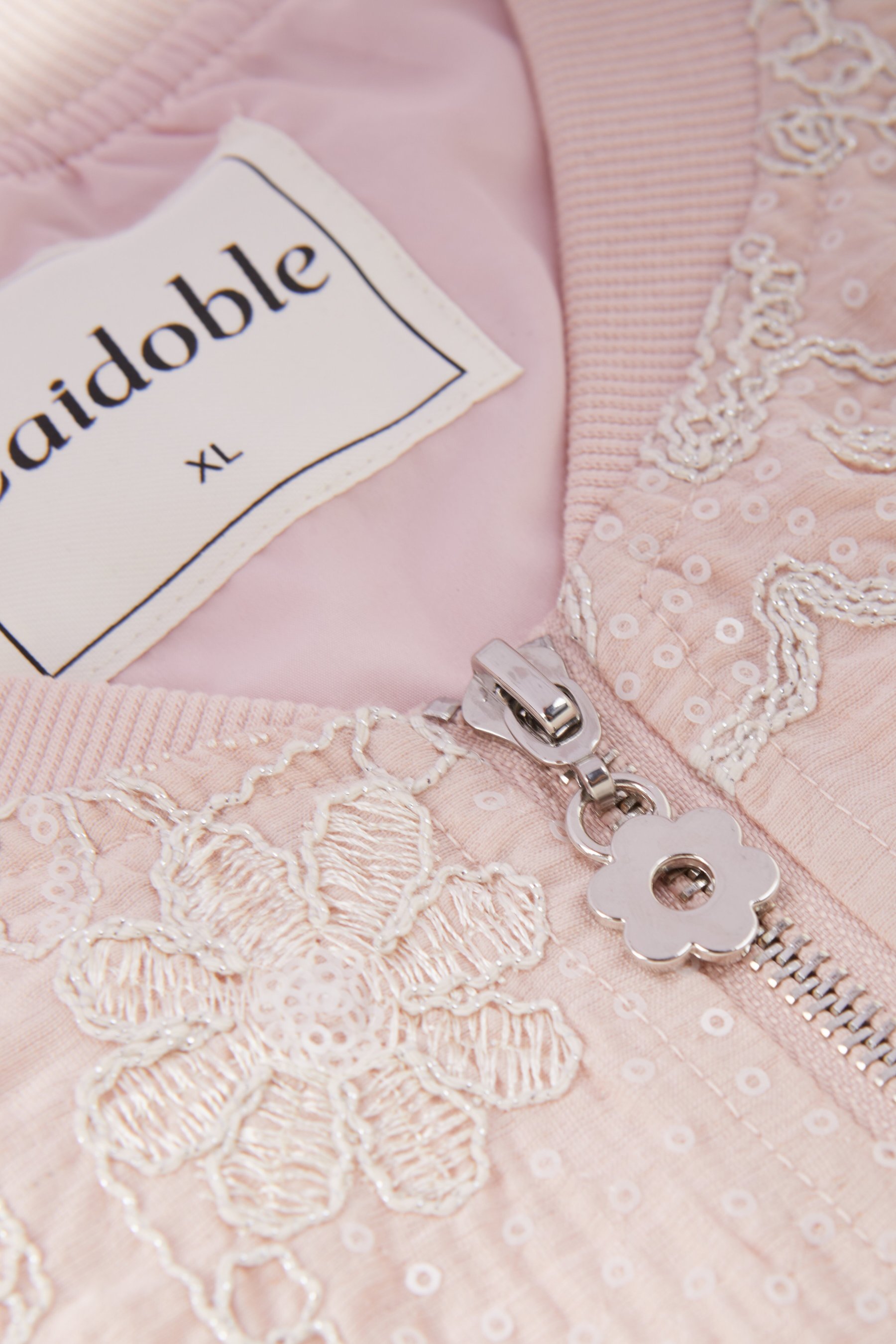 Embroidered Short Baseball Jacket EDW5636