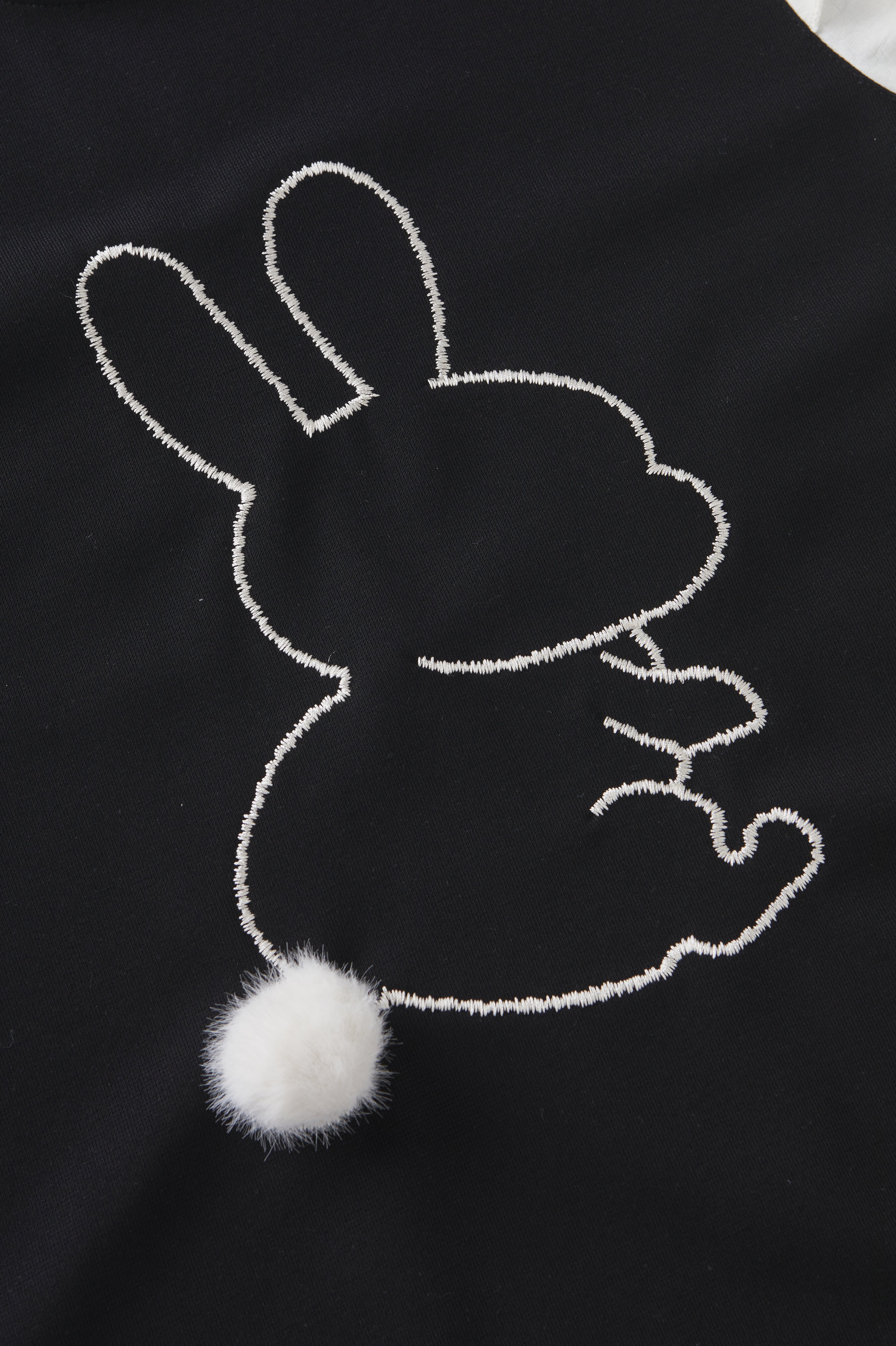 Round-neck faux two-piece color-block embroidered top FCA6936