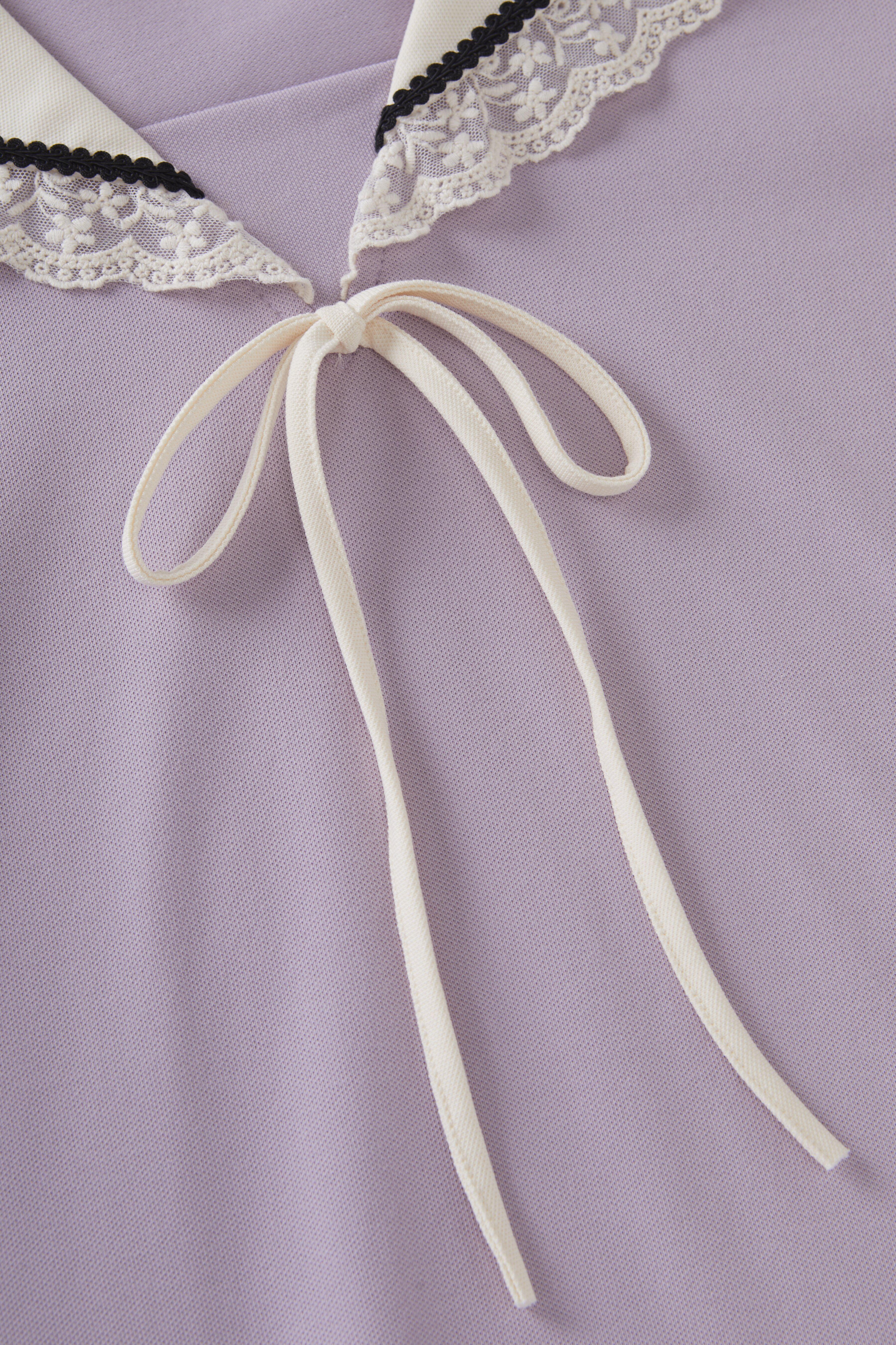 Lace Age Reducing Navy Collar Cross Color T-shirt FXA8023