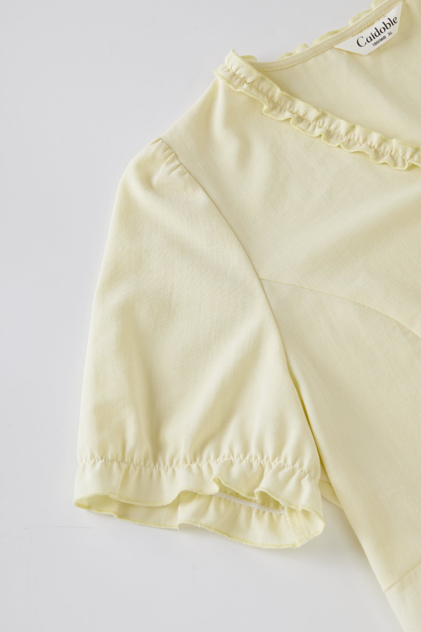 Sweet mushroom edge tied V-neck hollow embroidery shirt FXA9015