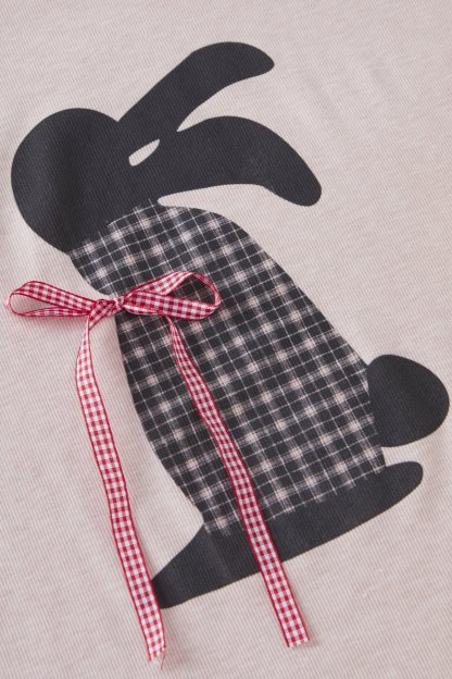 Soft textured contrasting collar rabbit print T-shirt FXZ7088