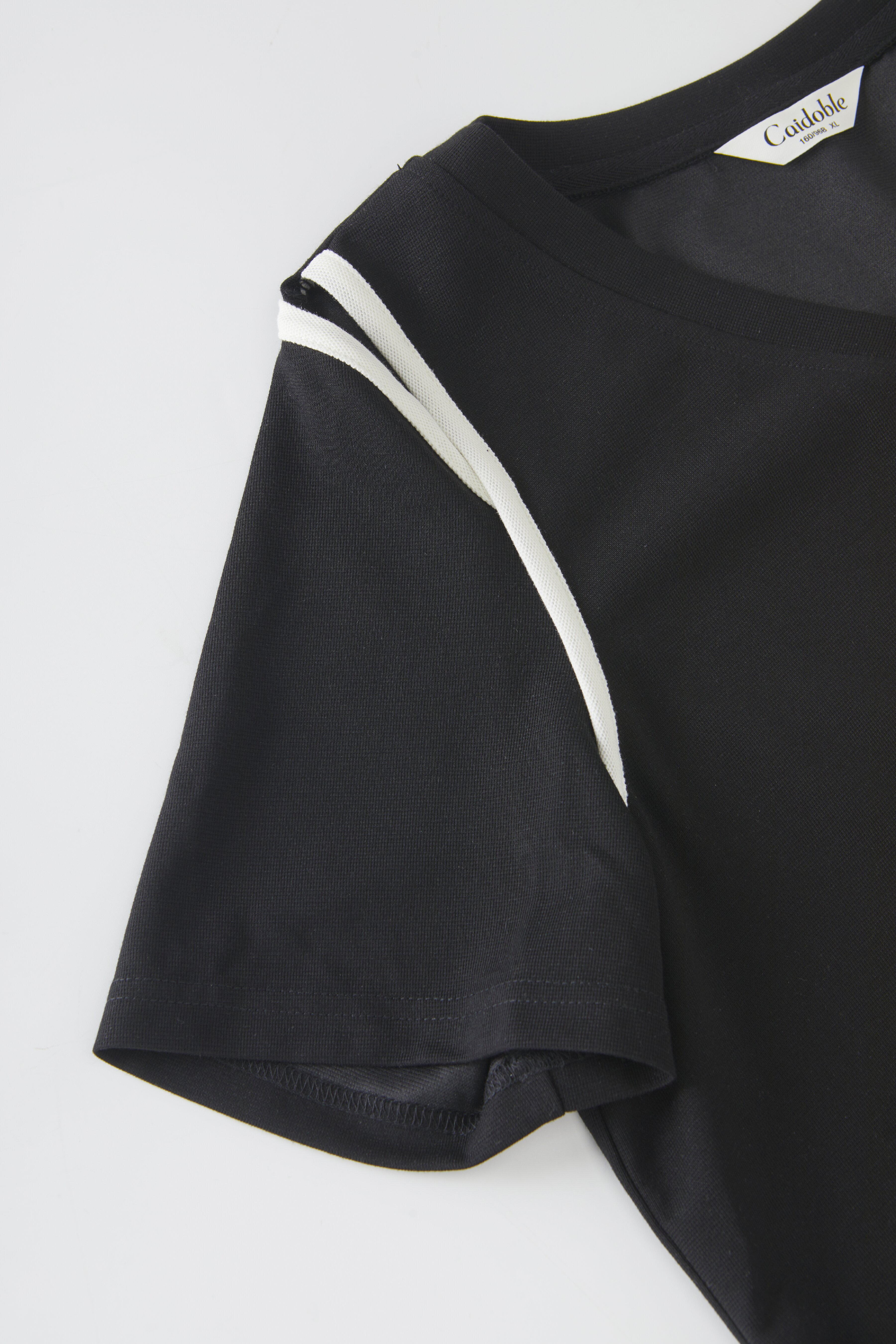 Design Sense Off Shoulder V-neck Knitted T-shirt FXZ7086