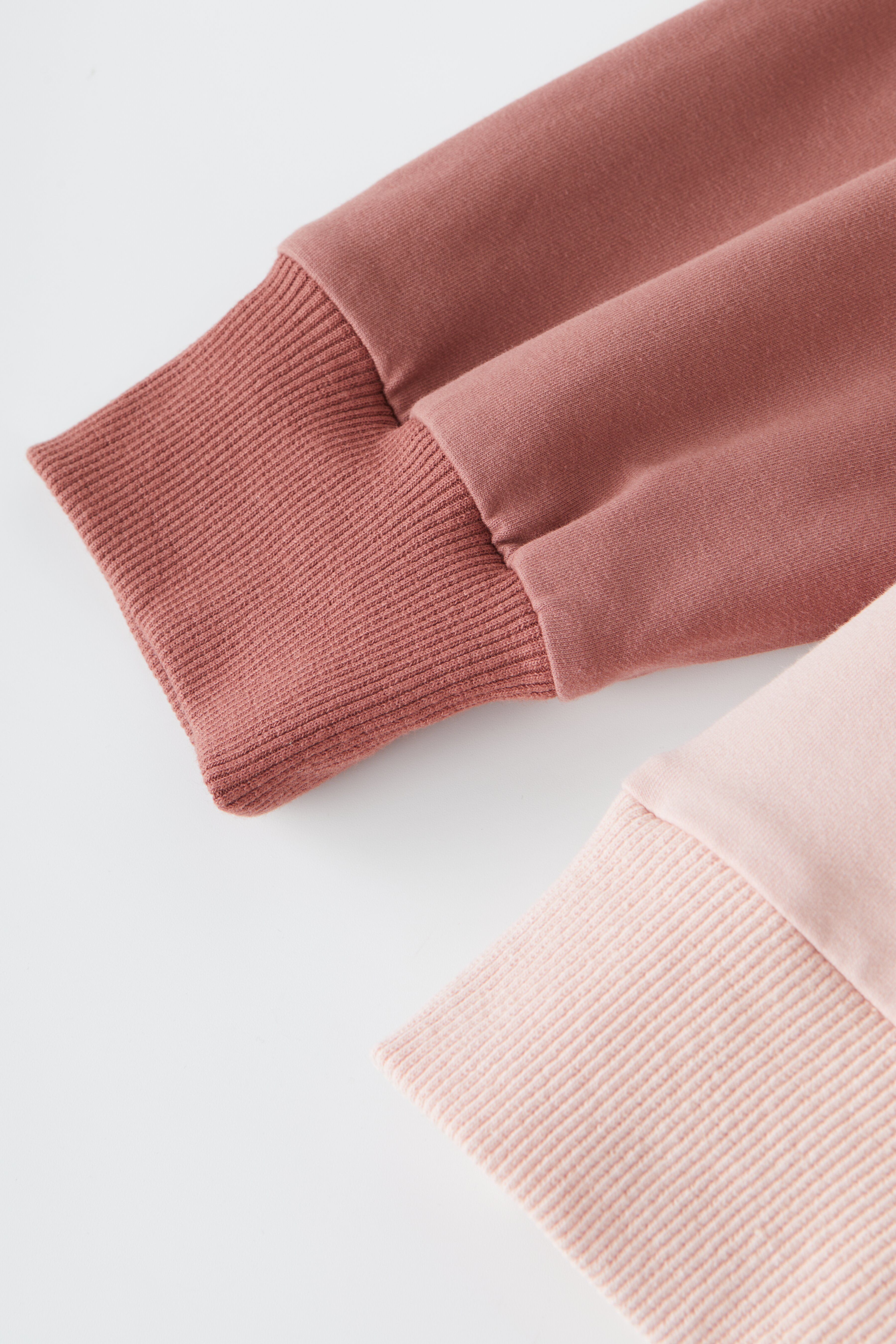 Color Block Raglan Letter Print Sweatshirt ECZ1235N