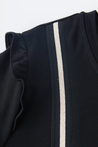 Flounced Sleeve Dress Suit Ext2952n