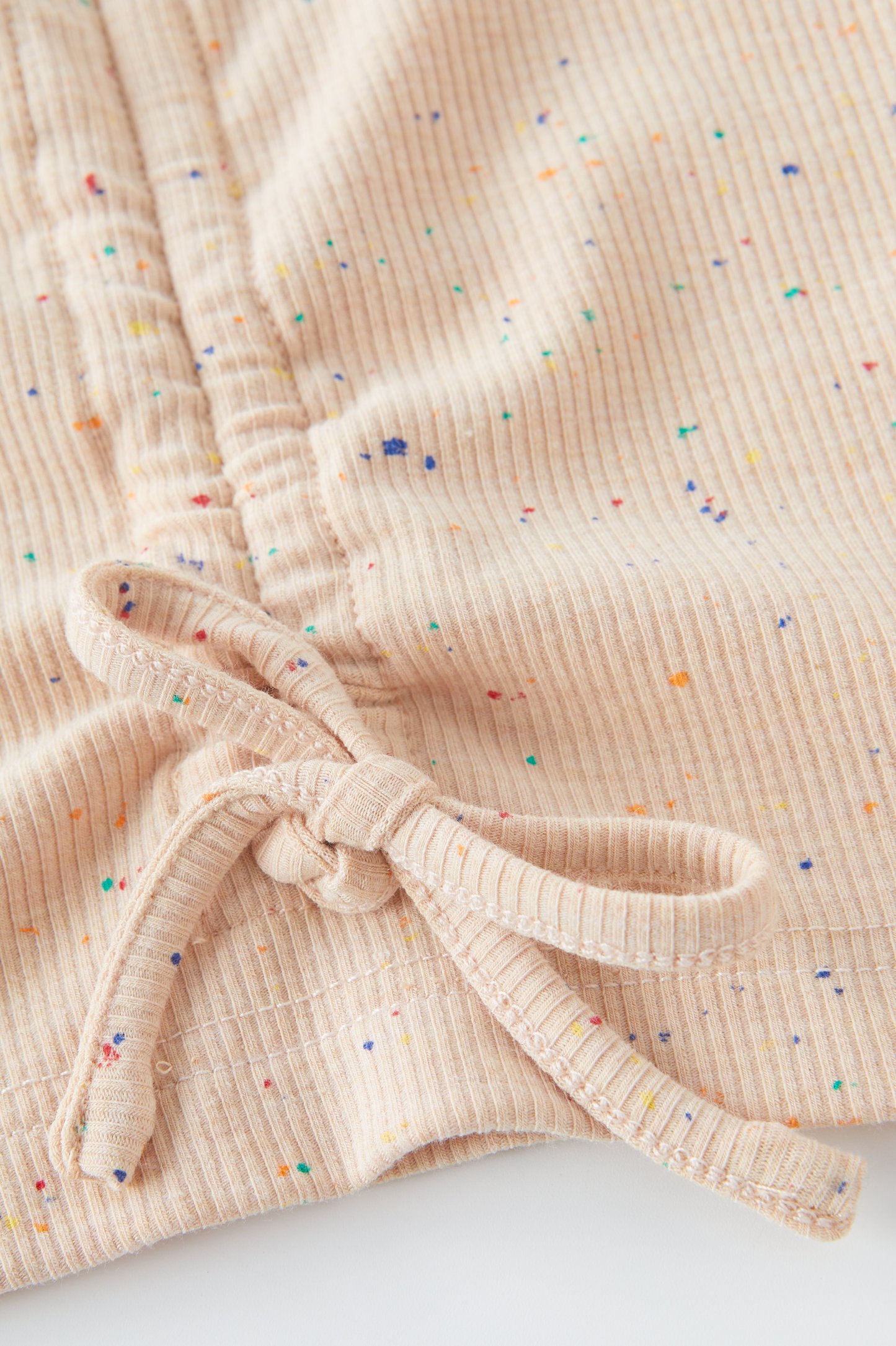 Drawstring Pleated V-neck Knit Top EXZ3038