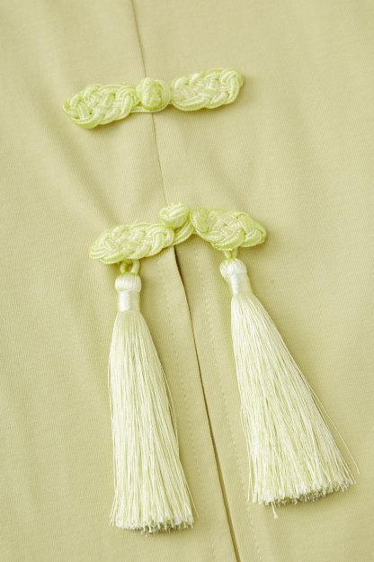 3D Embroidered Side Slit T-Shirt DXZ1361