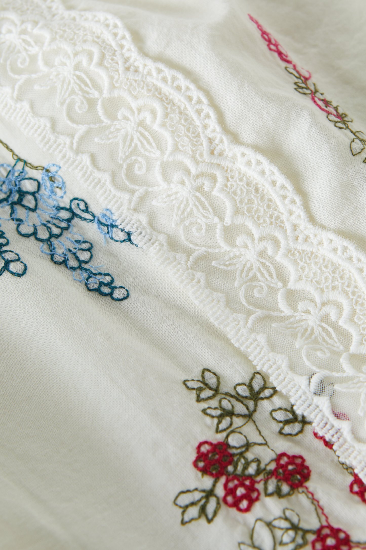 Embroidered Floral Dress DXQ1898