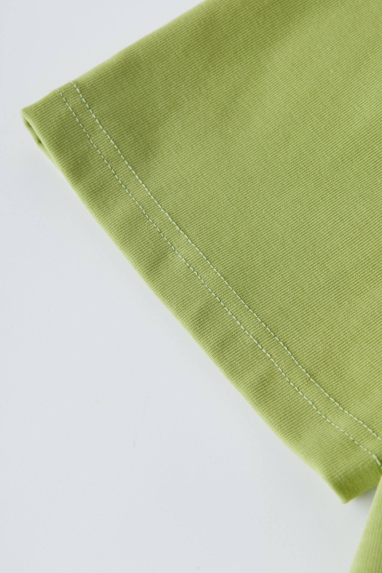 Loose Round Neck Cream Style Printed Top EXZ3007