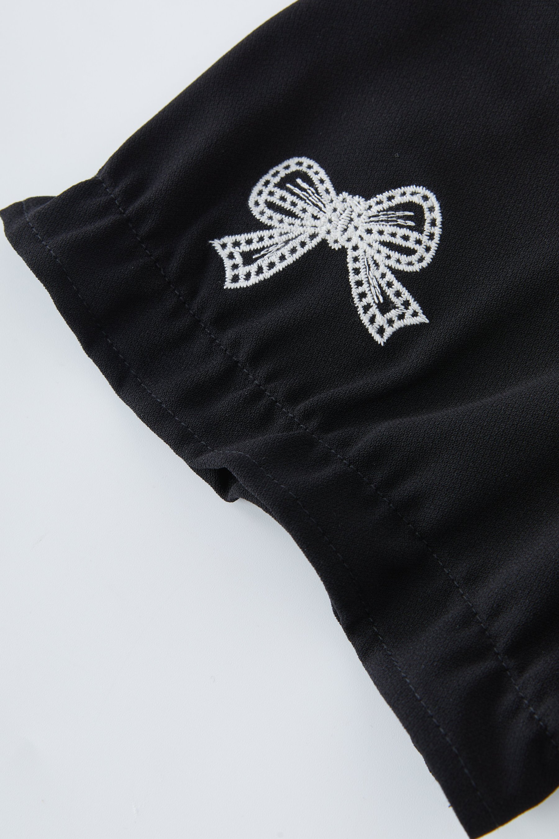 Contrast Color Doll Collar Embroidered Dress EXQ5387