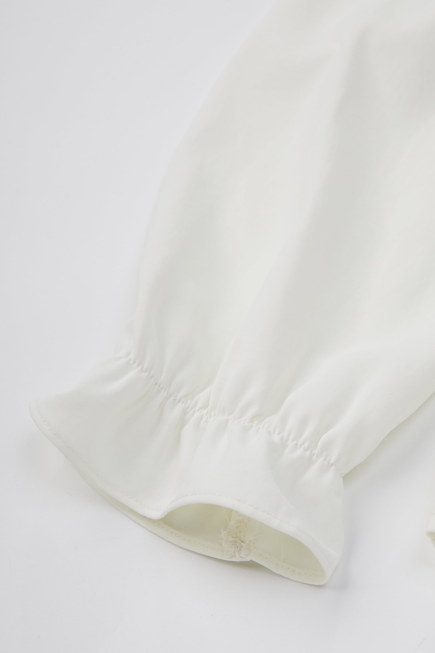 Lotus Leaf Collar Lace-up Blouse EDA5622