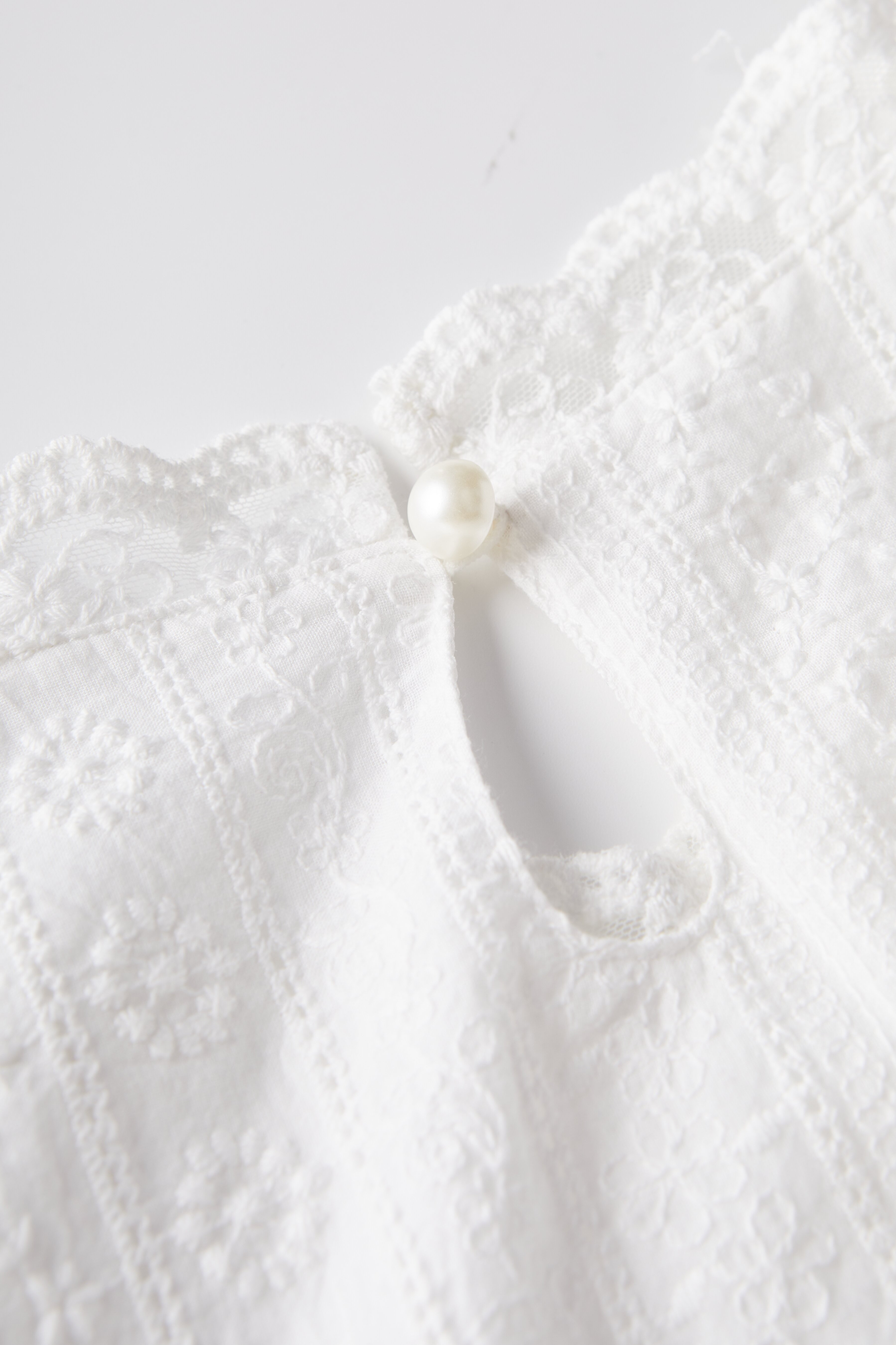 Lace Patchwork Heavy Embroidery Blouse EDA5865