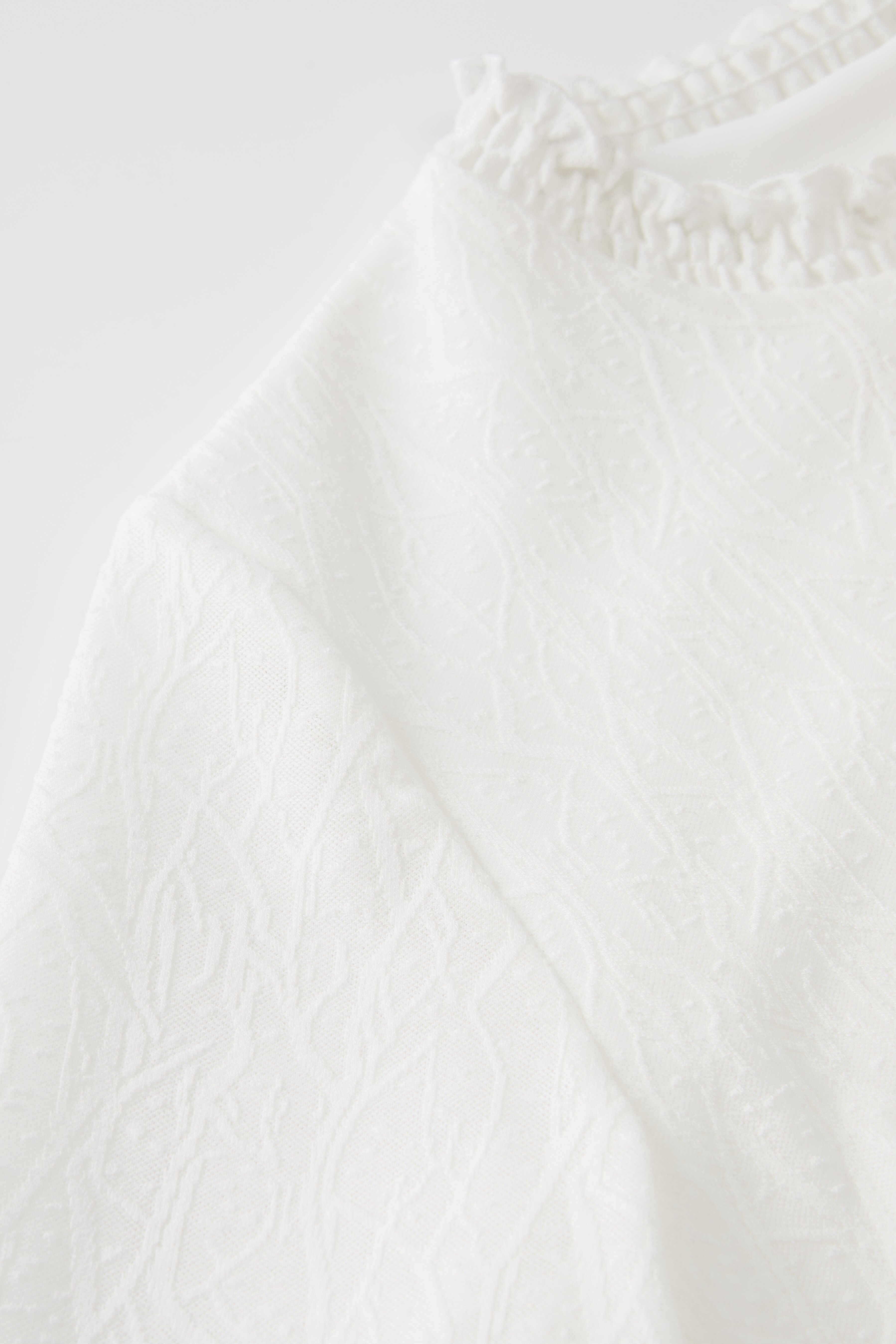 Extremely simple style slim fit top EDZ5799