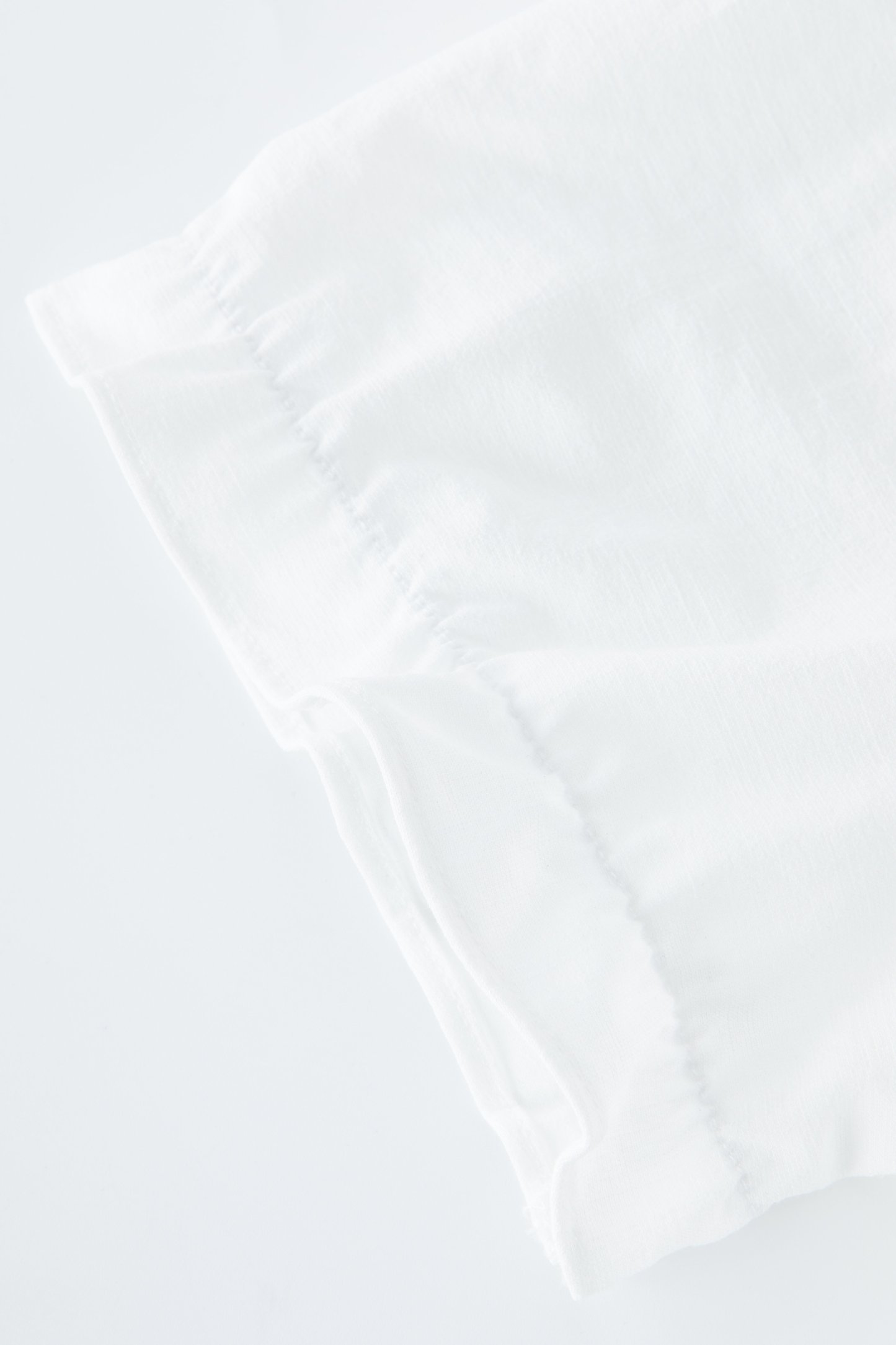 Colorful Embroidered Heavy Craft Top with Ruffled Edges EXA5398