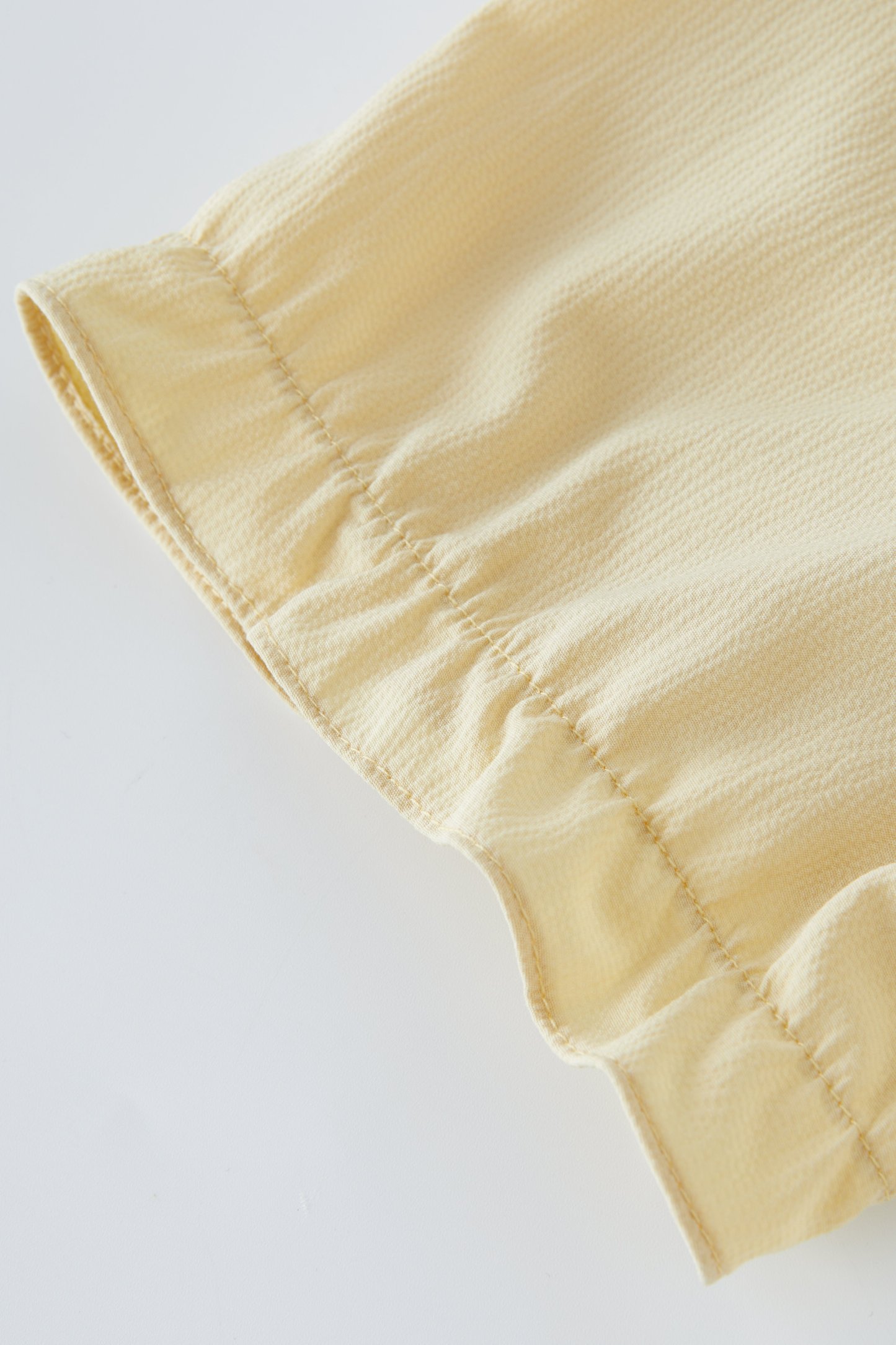 Ruffled Edge Tie Bubble Sleeve Blouse EXA5158