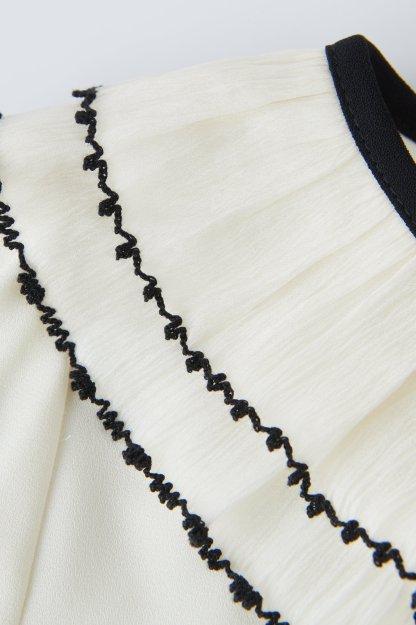 Embroidered Ruffle Collar Blouse DDA2110