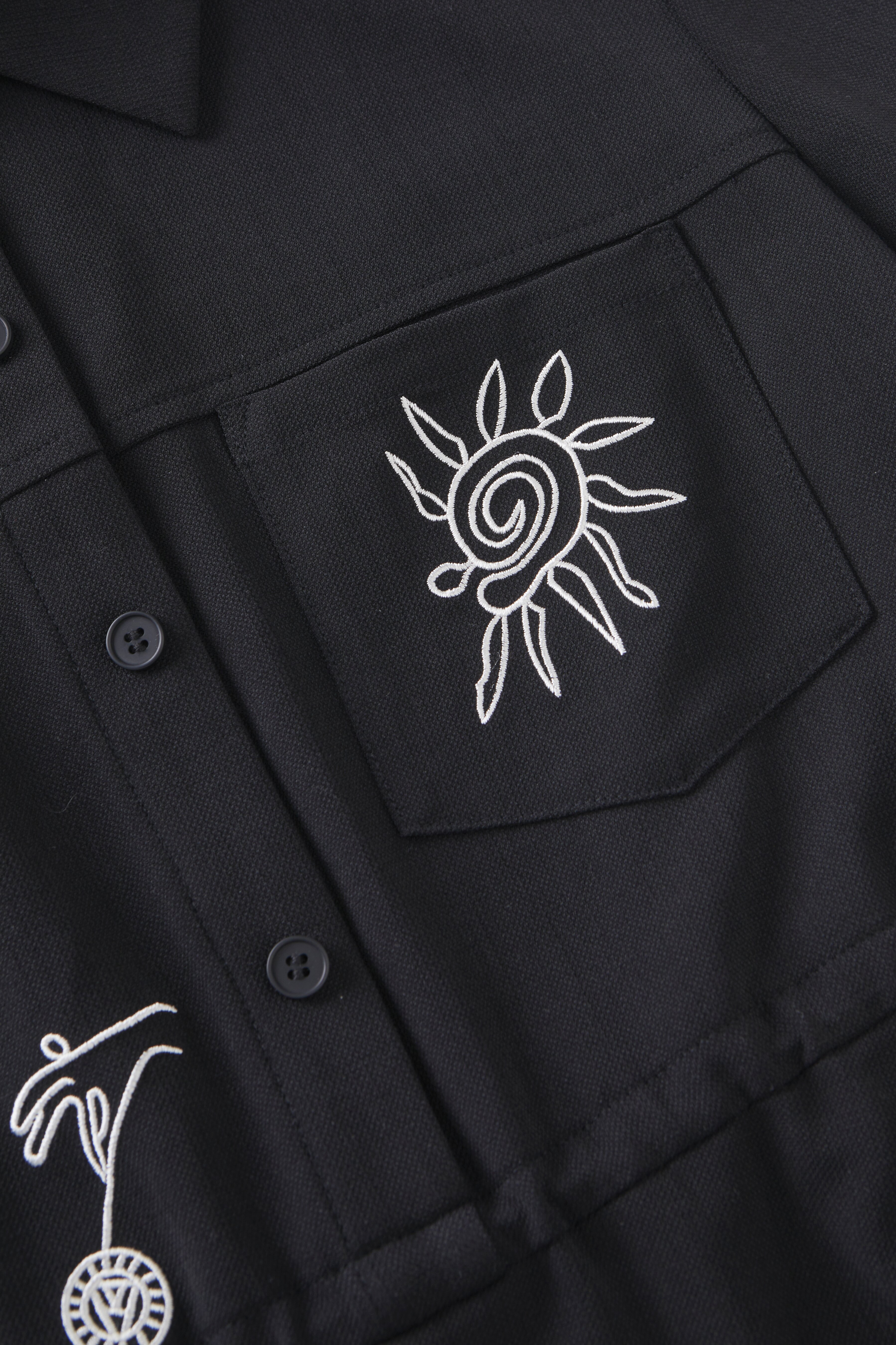 Collar sleeves rolled up, waist cinched, embroidered dress FXQ7075