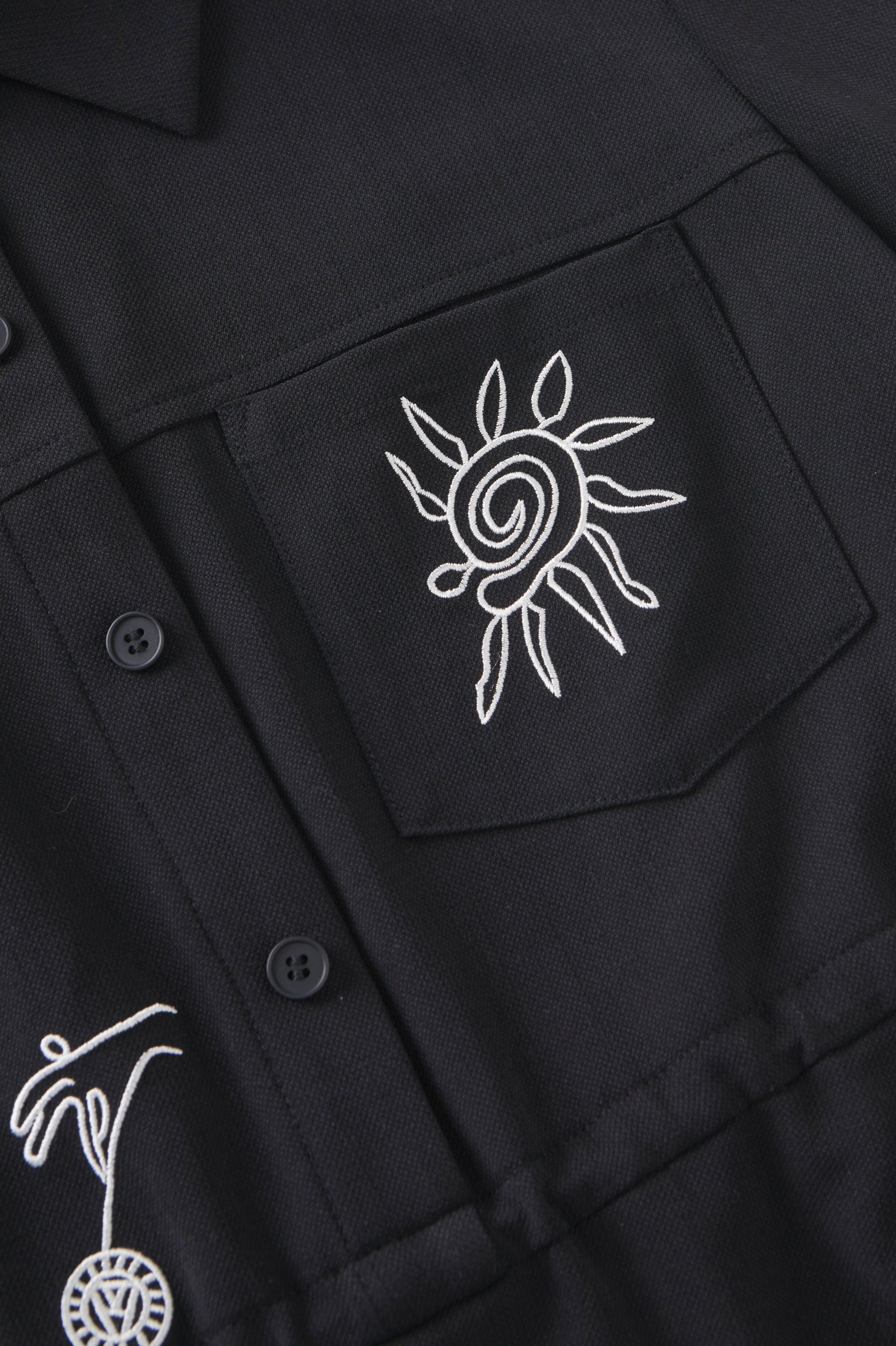 Collar sleeves rolled up, waist cinched, embroidered dress FXQ7075