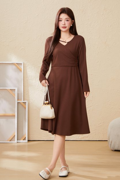 V-neck bead hollow out temperament slim fit dress EDQ5871