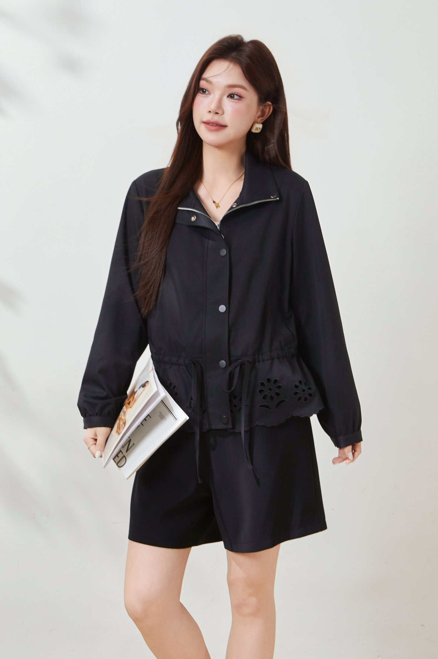 Stand-up collar hollowed-out waist-cinching jacket FCW7026