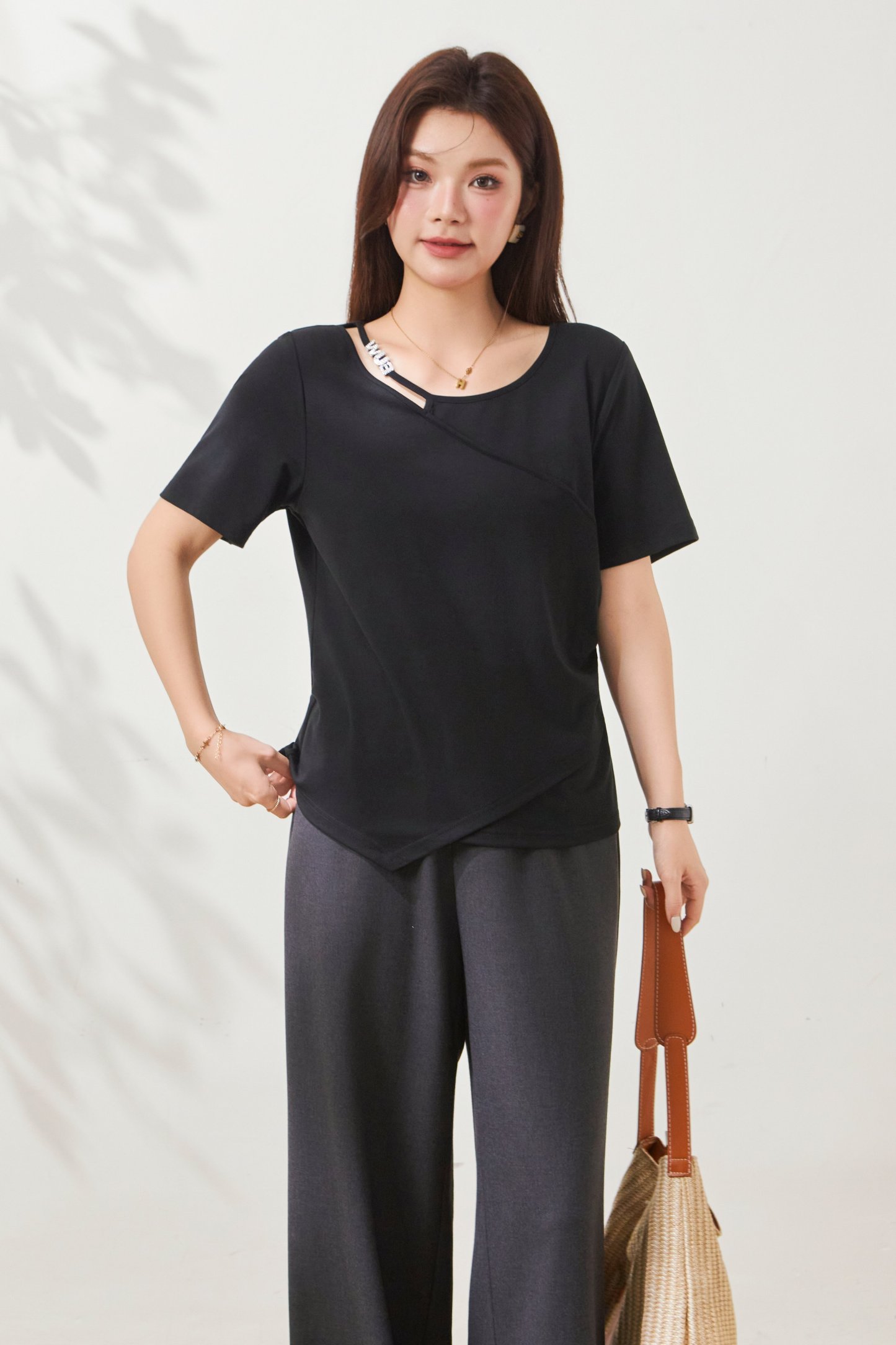 Irregular Slimming and Concealing Lyocell T-shirt FXZ7060