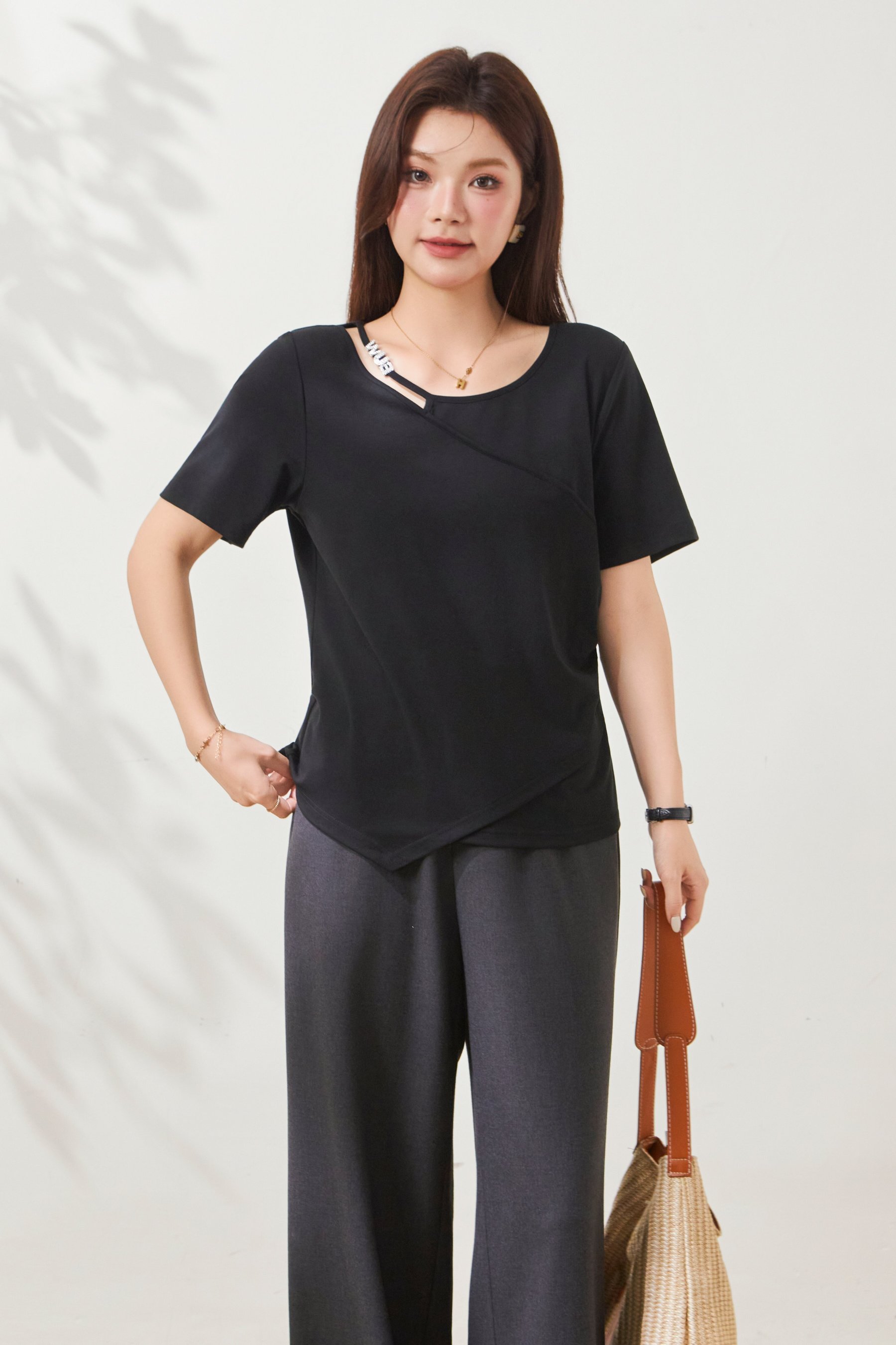 Irregular Slimming and Concealing Lyocell T-shirt FXZ7060