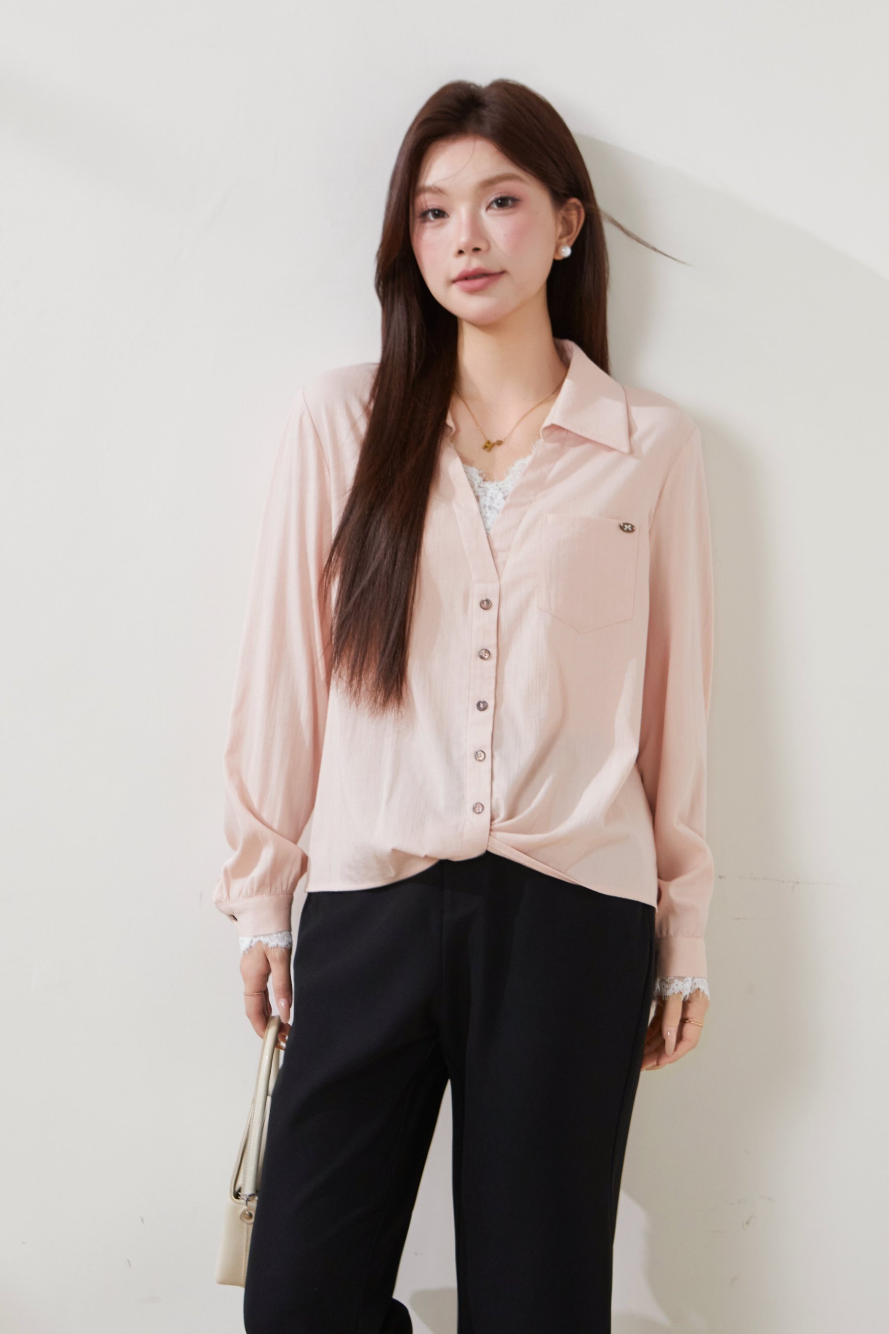 V-neck lace faux two-piece shirt FCA6899
