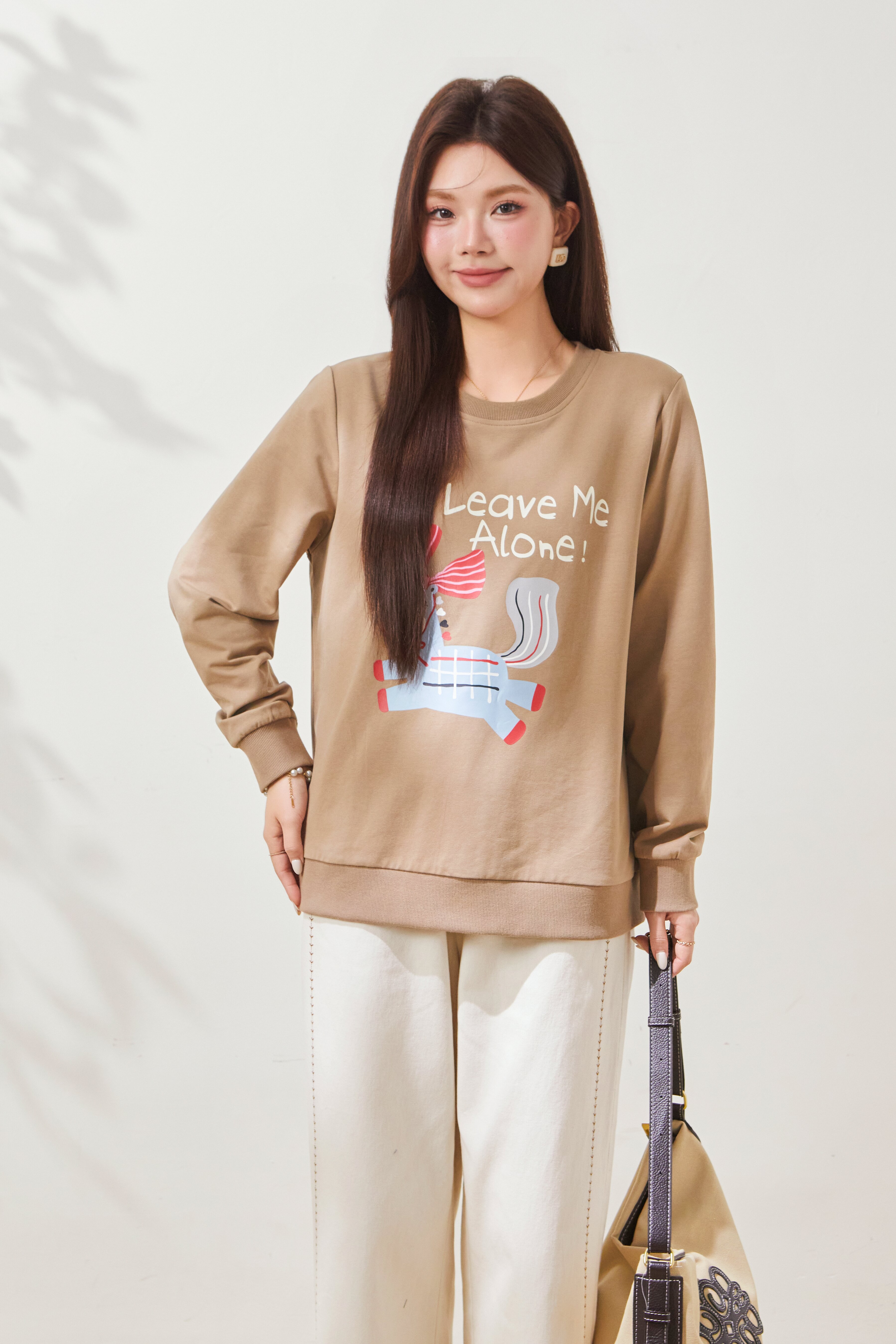 Round-neck cartoon pony print sweatshirt FCZ7080