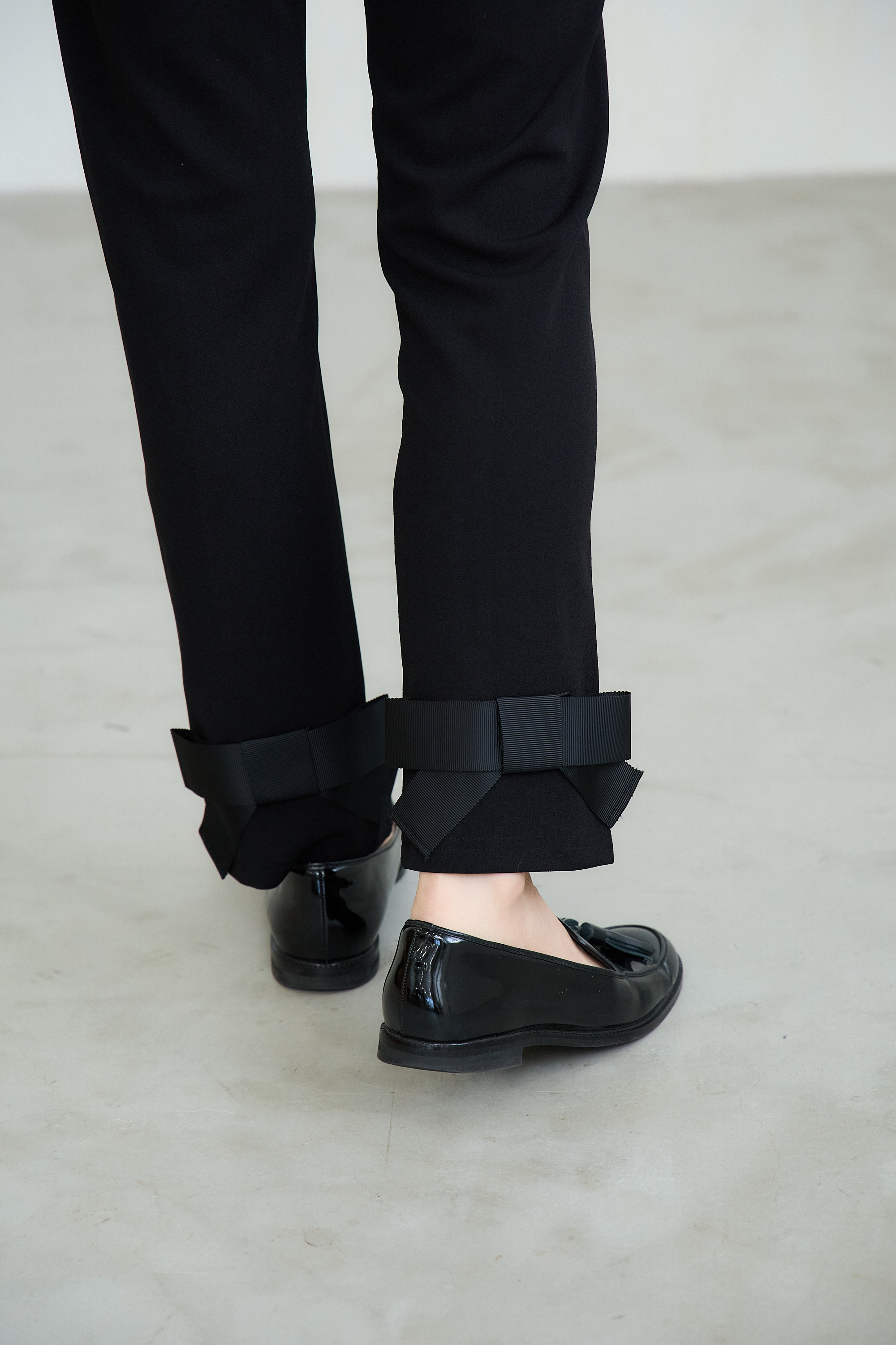 ［福袋B 対象商品］【(kbm566)スーパーストレッチ極楽＆超美脚パンツ/スリットあり】