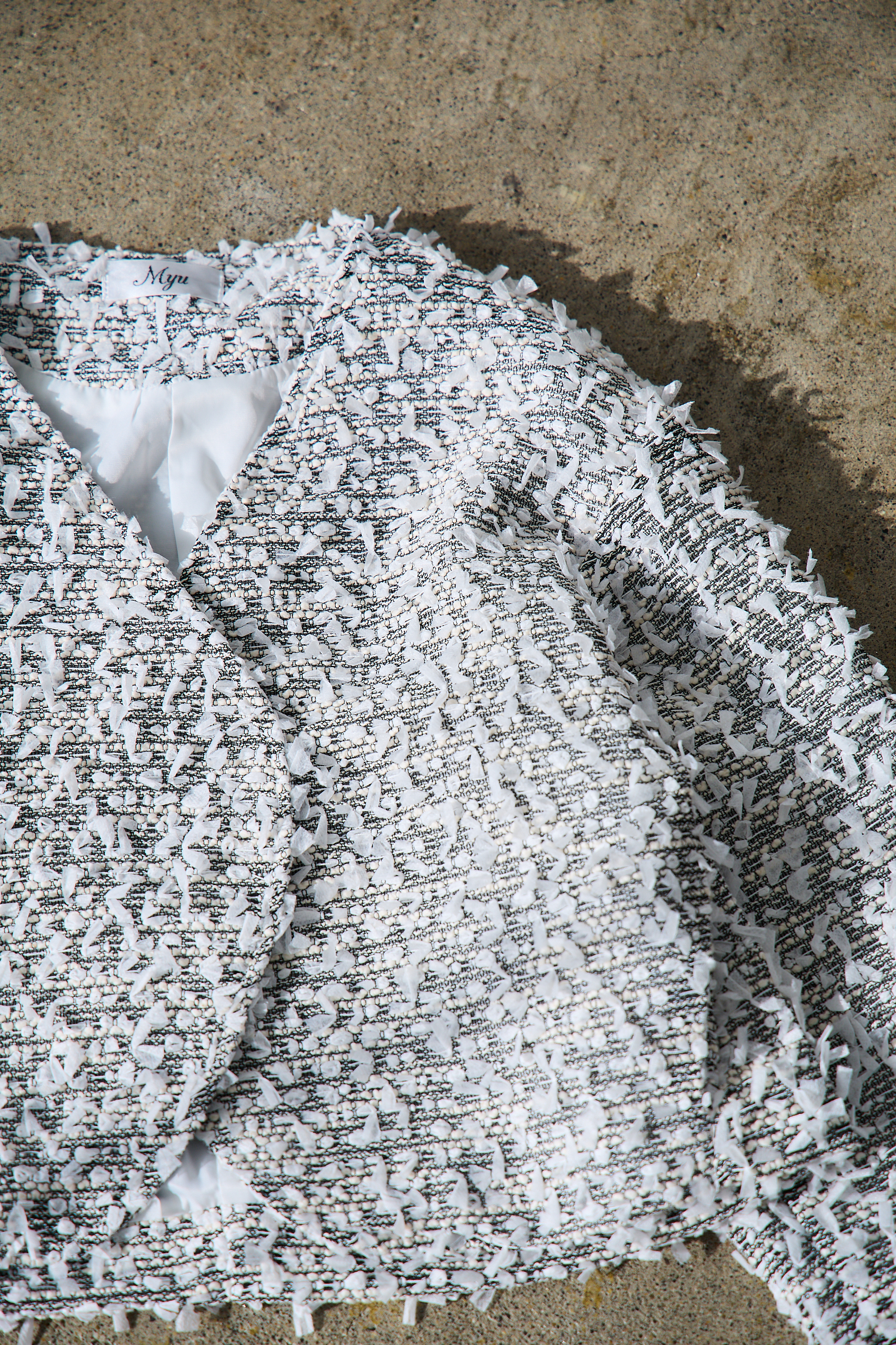 mako×Myuコラボ【キラキラツイード スッキリ見せノーカラージャケット(kbm603)】メール便OK