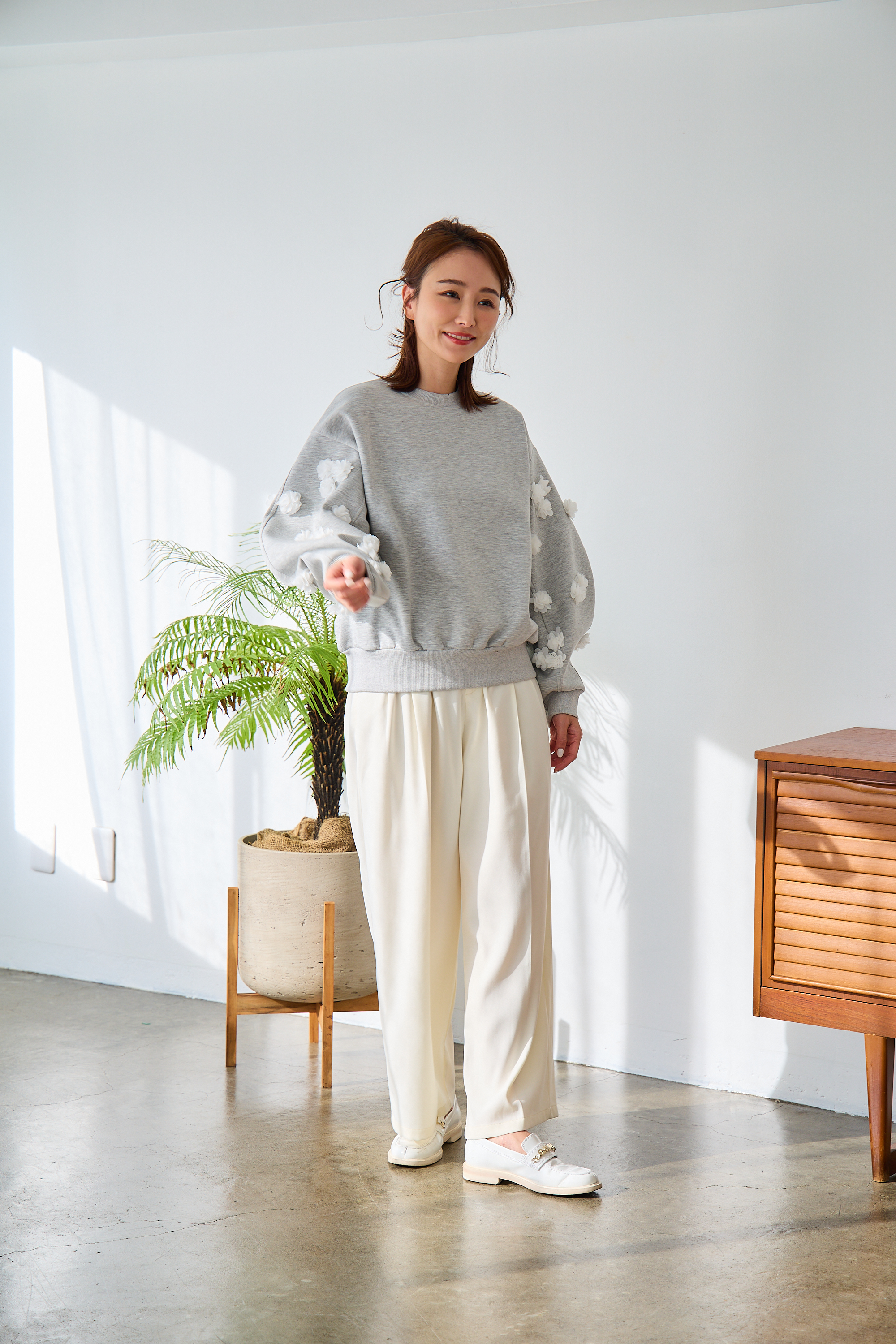 @m_i_mm_a×Myuコラボ【カーブスリーブプルオーバー(kbm599フラワー)】メール便OK