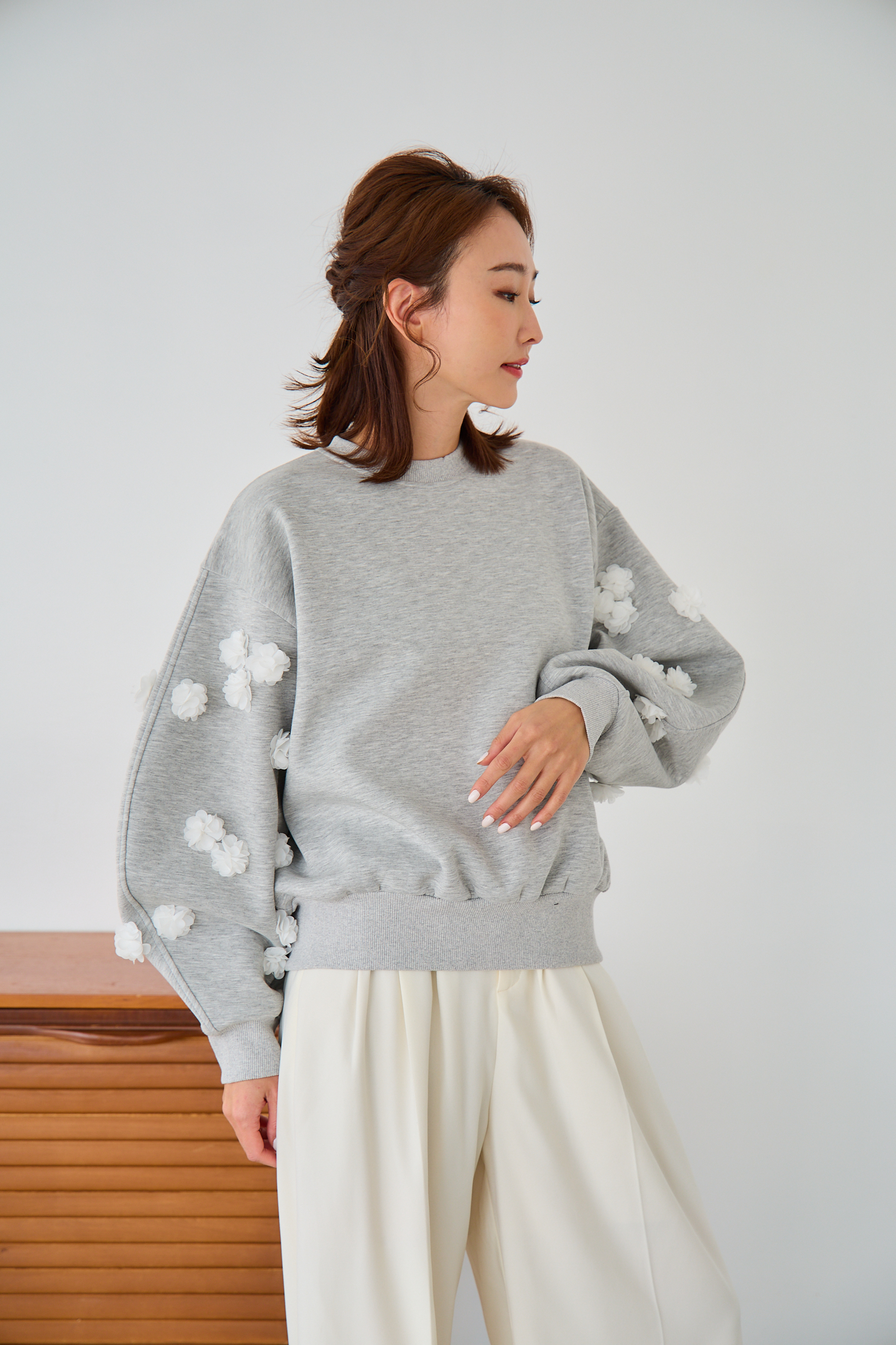 @m_i_mm_a×Myuコラボ【カーブスリーブプルオーバー(kbm599フラワー)】メール便OK